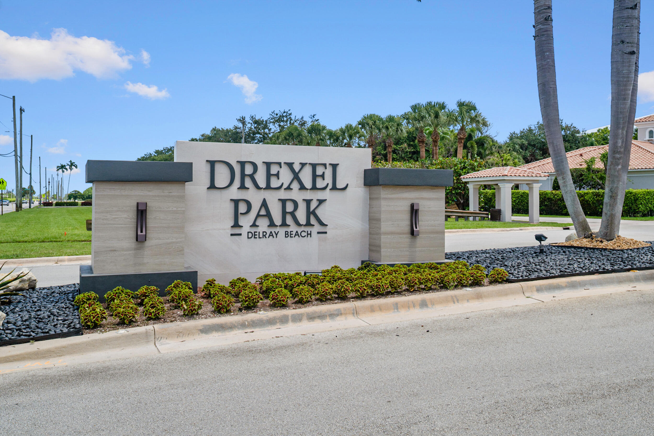 DREXEL PARK TOWNHOMES I CONDO - Residential