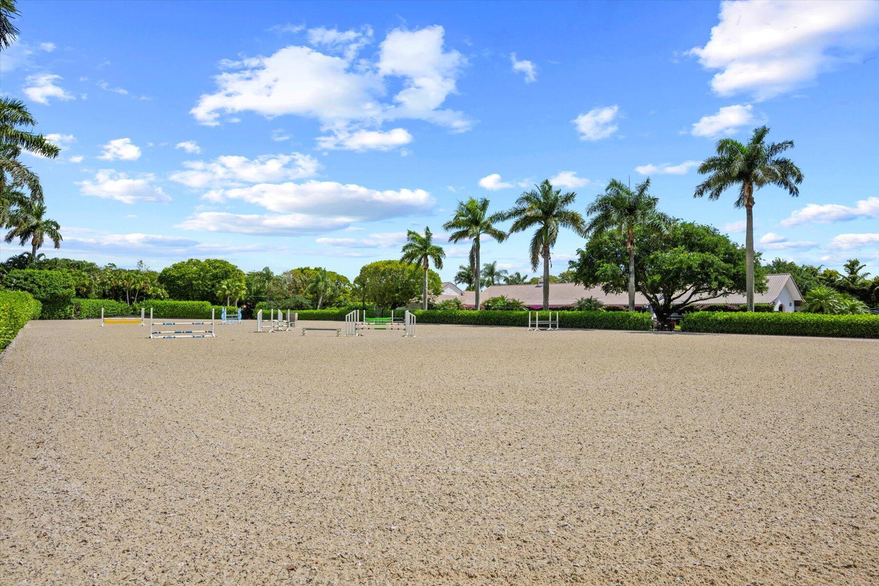 SADDLE TRAIL PARK OF WELLINGTON - Residential Lease