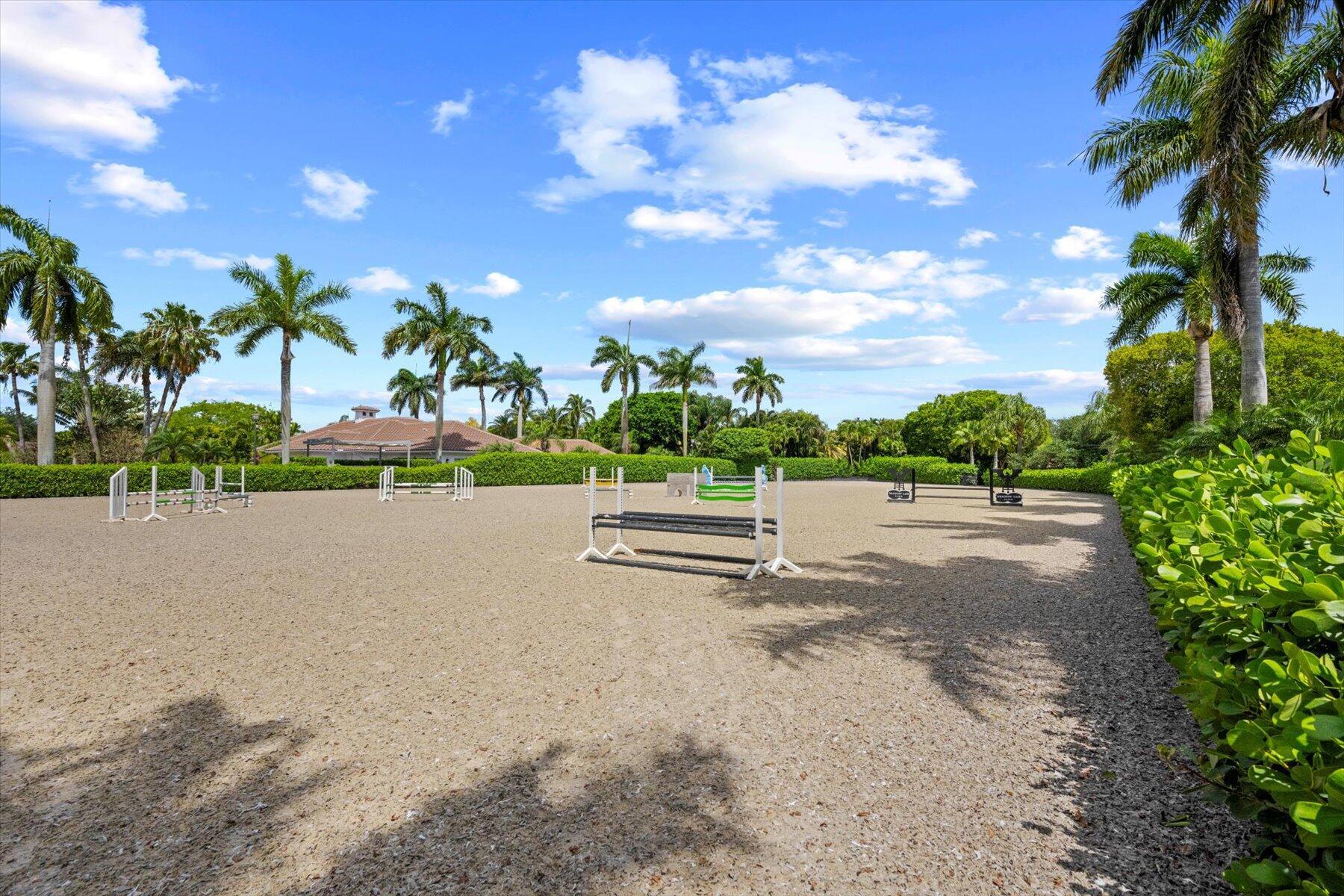 SADDLE TRAIL PARK OF WELLINGTON - Residential Lease