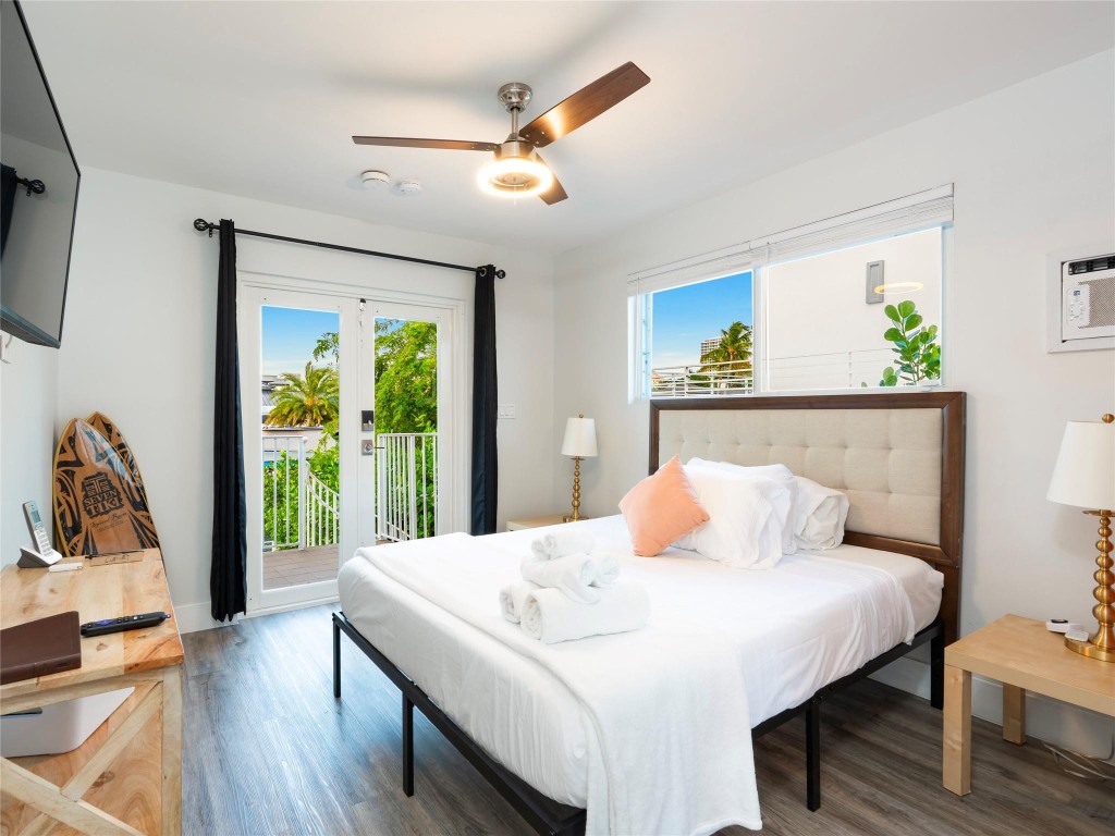 Lauderdale Shores Corr - Residential