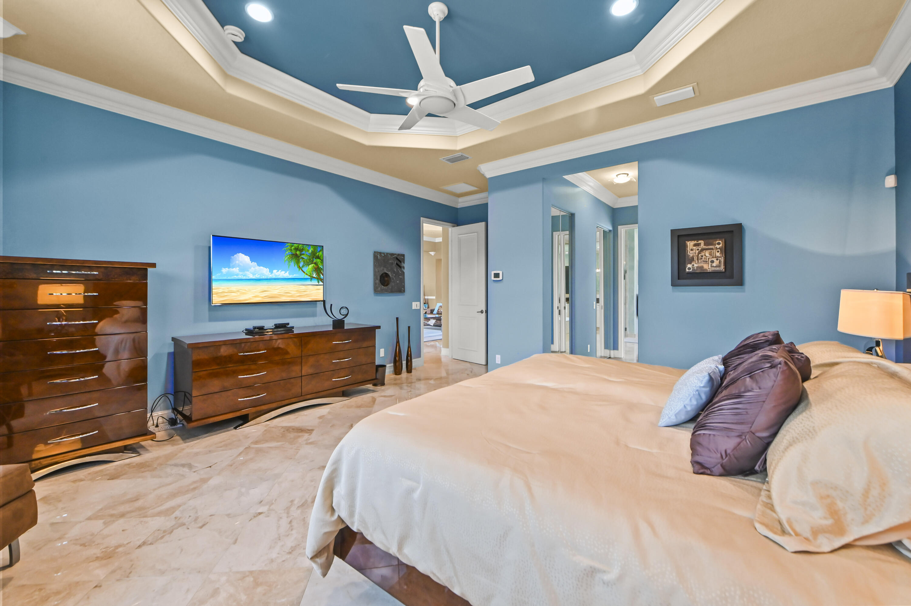 LYONS WEST - Residential