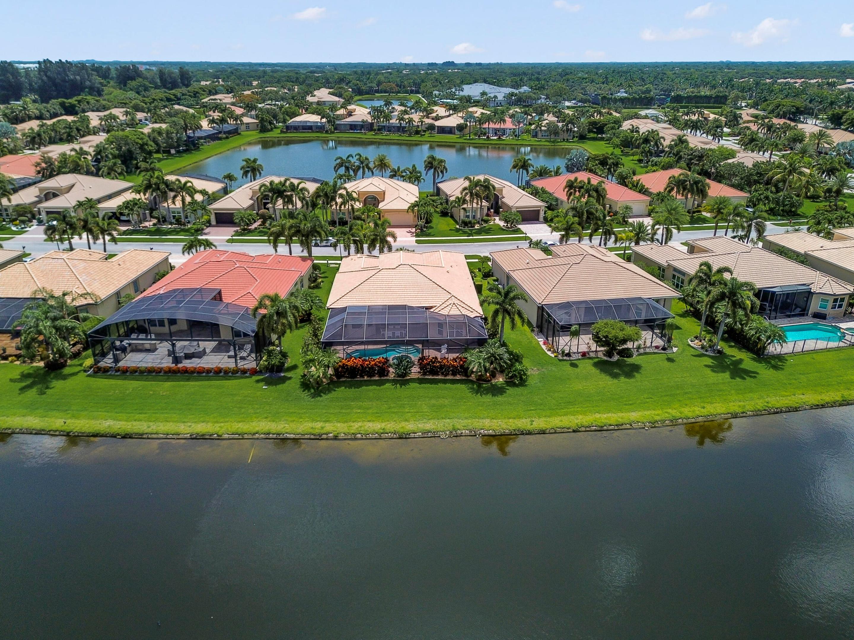 LYONS WEST - Residential