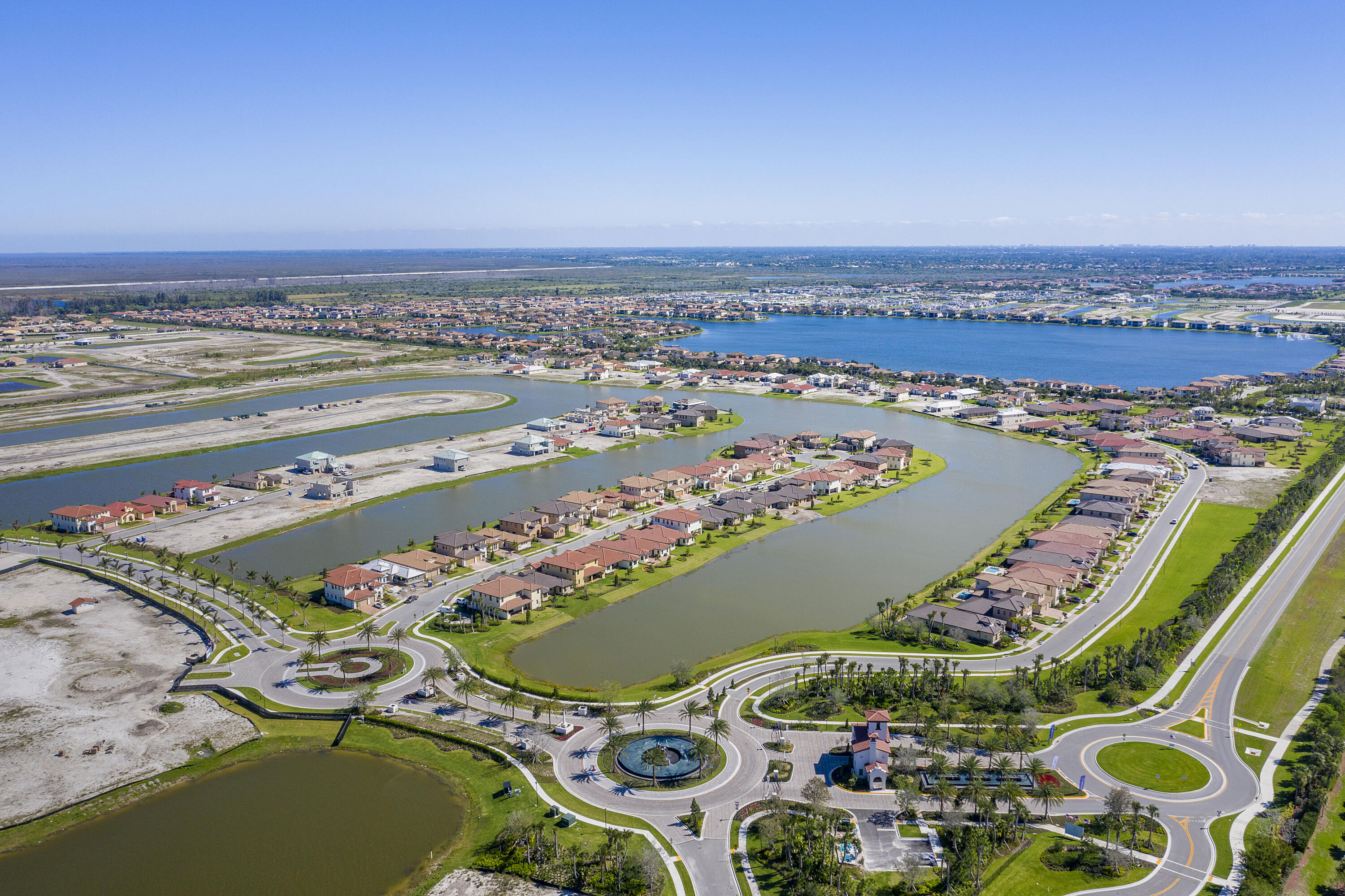 PARKLAND BAY - Residential