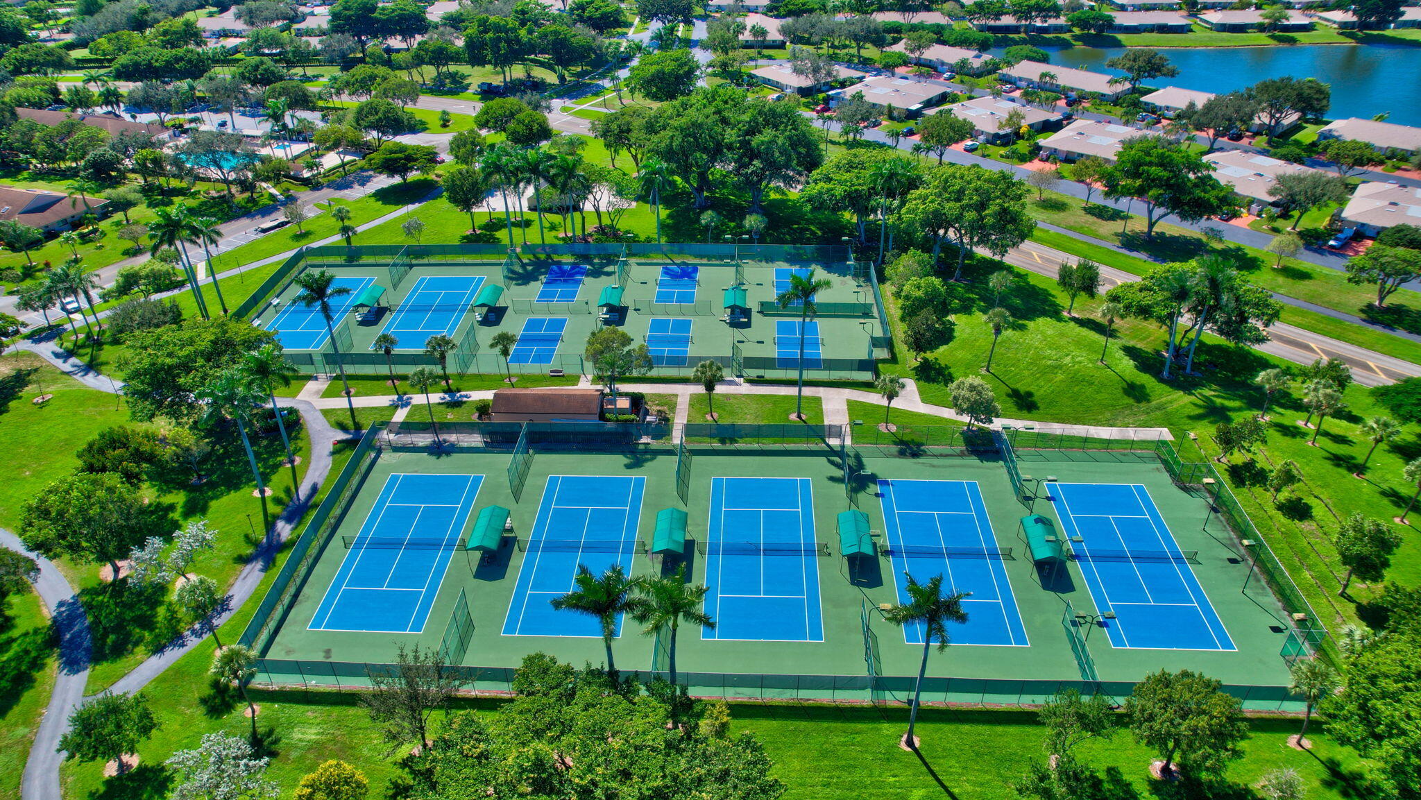WHISPER WALK SEC E CONDO - Residential