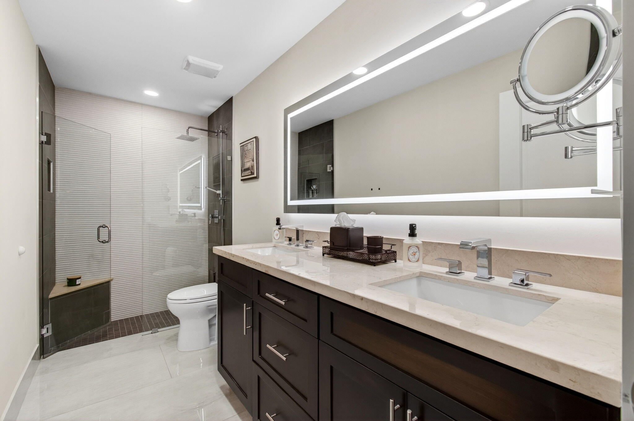 WHISPER WALK SEC E CONDO - Residential