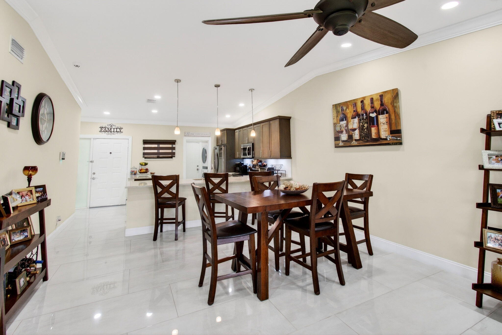 WHISPER WALK SEC E CONDO - Residential