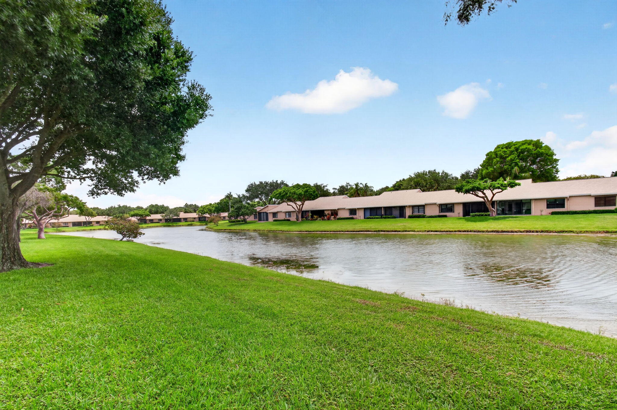 WHISPER WALK SEC E CONDO - Residential