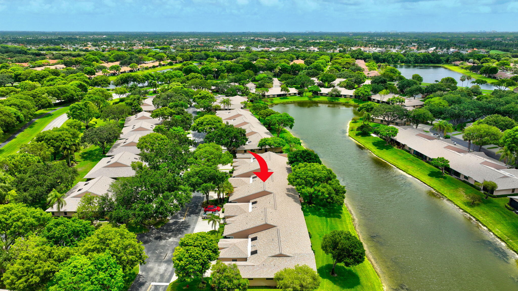 WHISPER WALK SEC E CONDO - Residential
