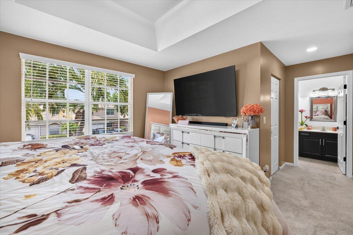 LIBERTY BAY - Residential
