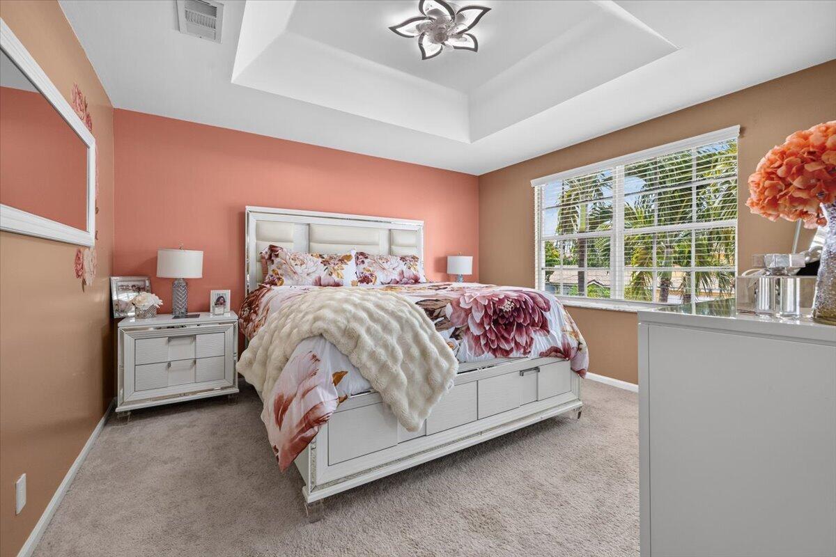 LIBERTY BAY - Residential