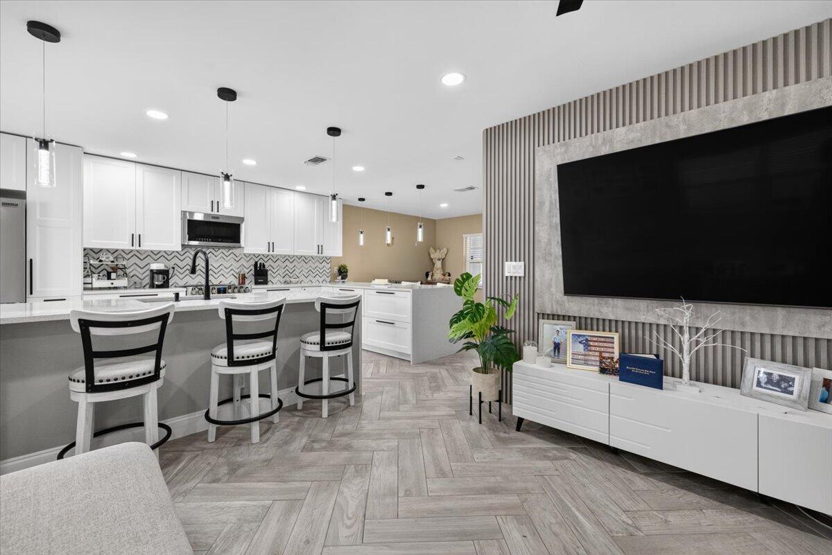 LIBERTY BAY - Residential