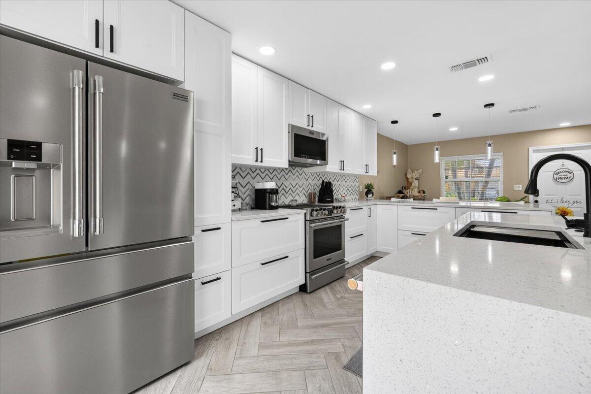 LIBERTY BAY - Residential