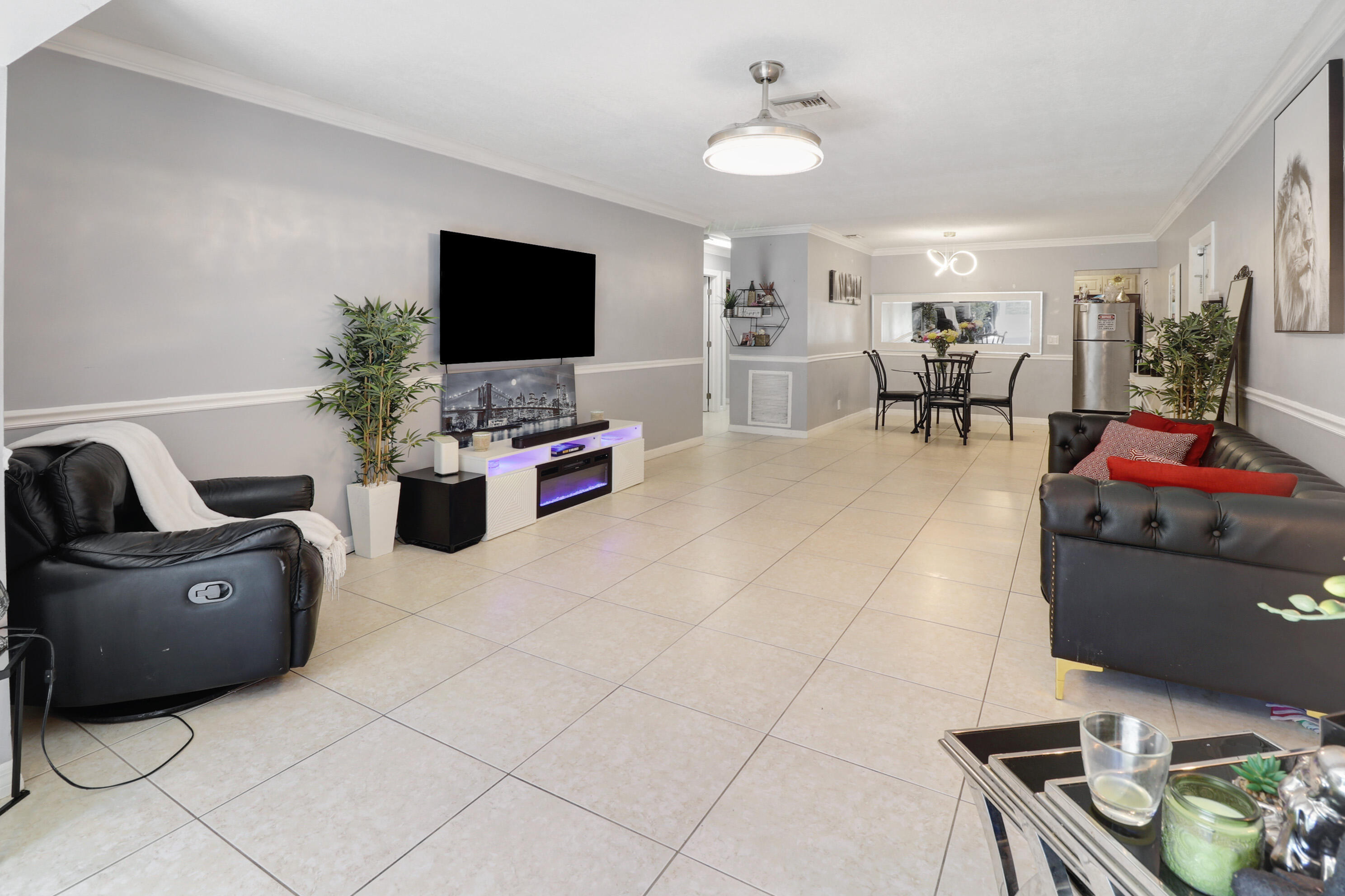 PALMLAND VILLAS I CONDO - Residential