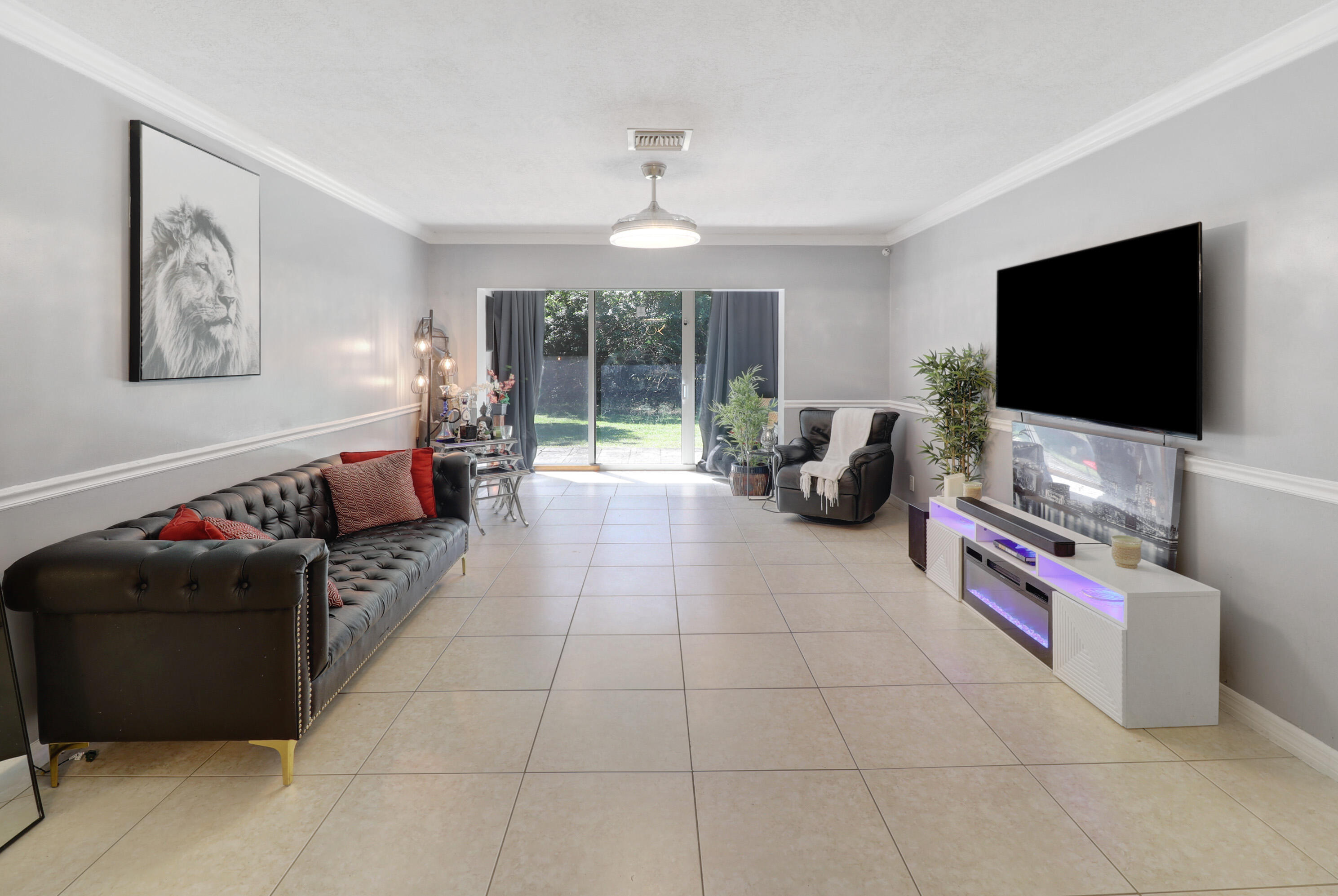 PALMLAND VILLAS I CONDO - Residential