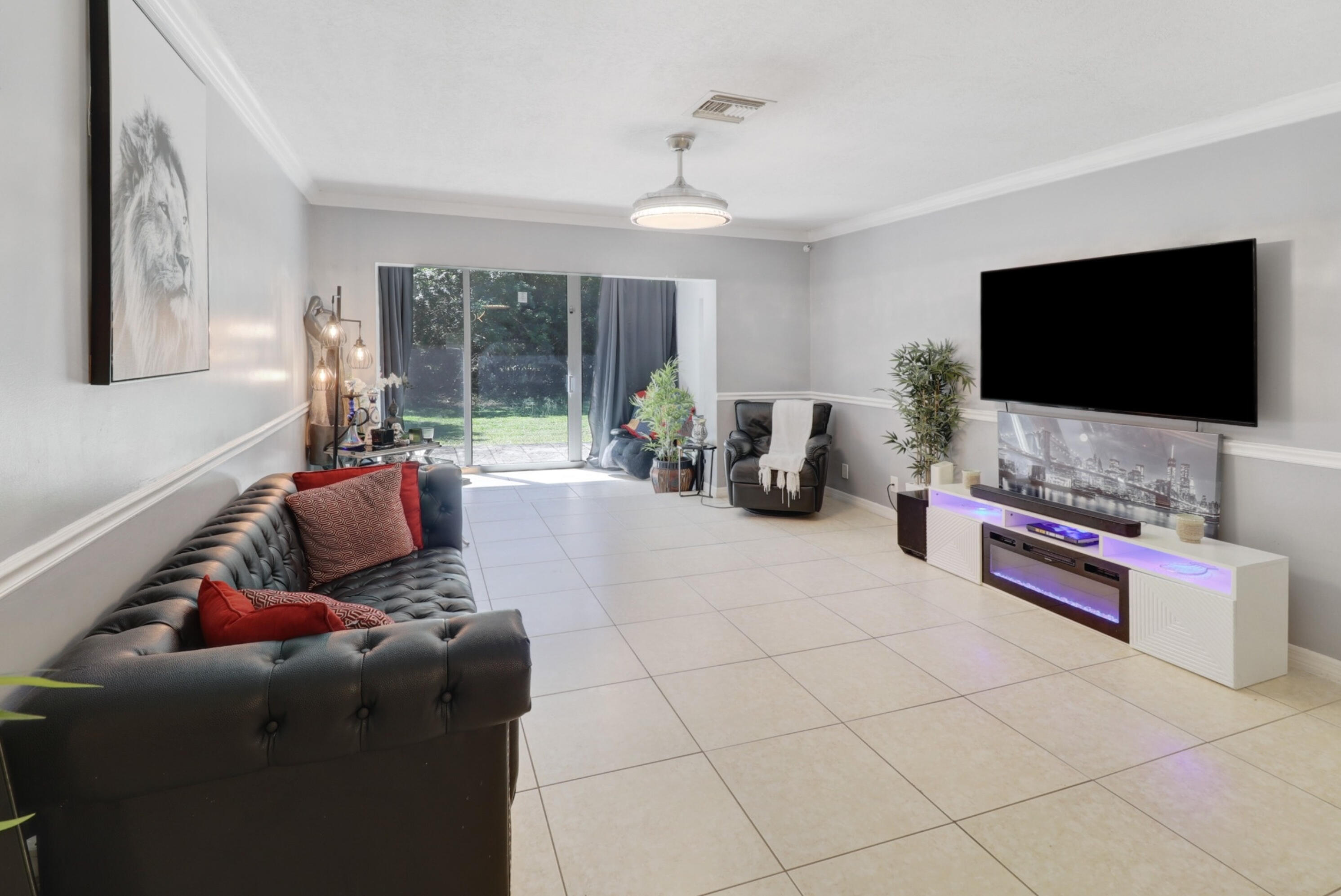 PALMLAND VILLAS I CONDO - Residential