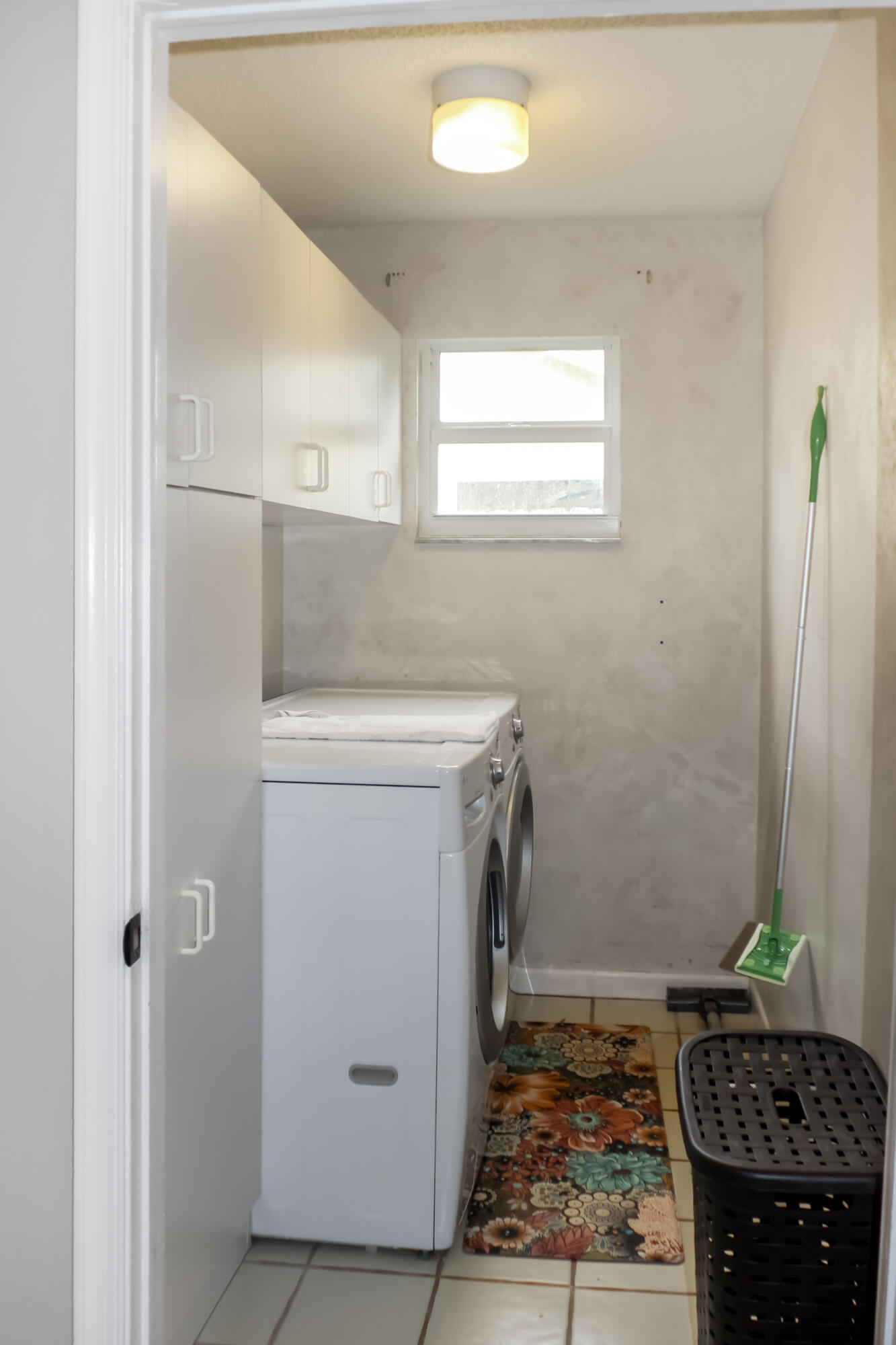 SUGAR POND MANOR OF WELLINGTON - Residential Lease