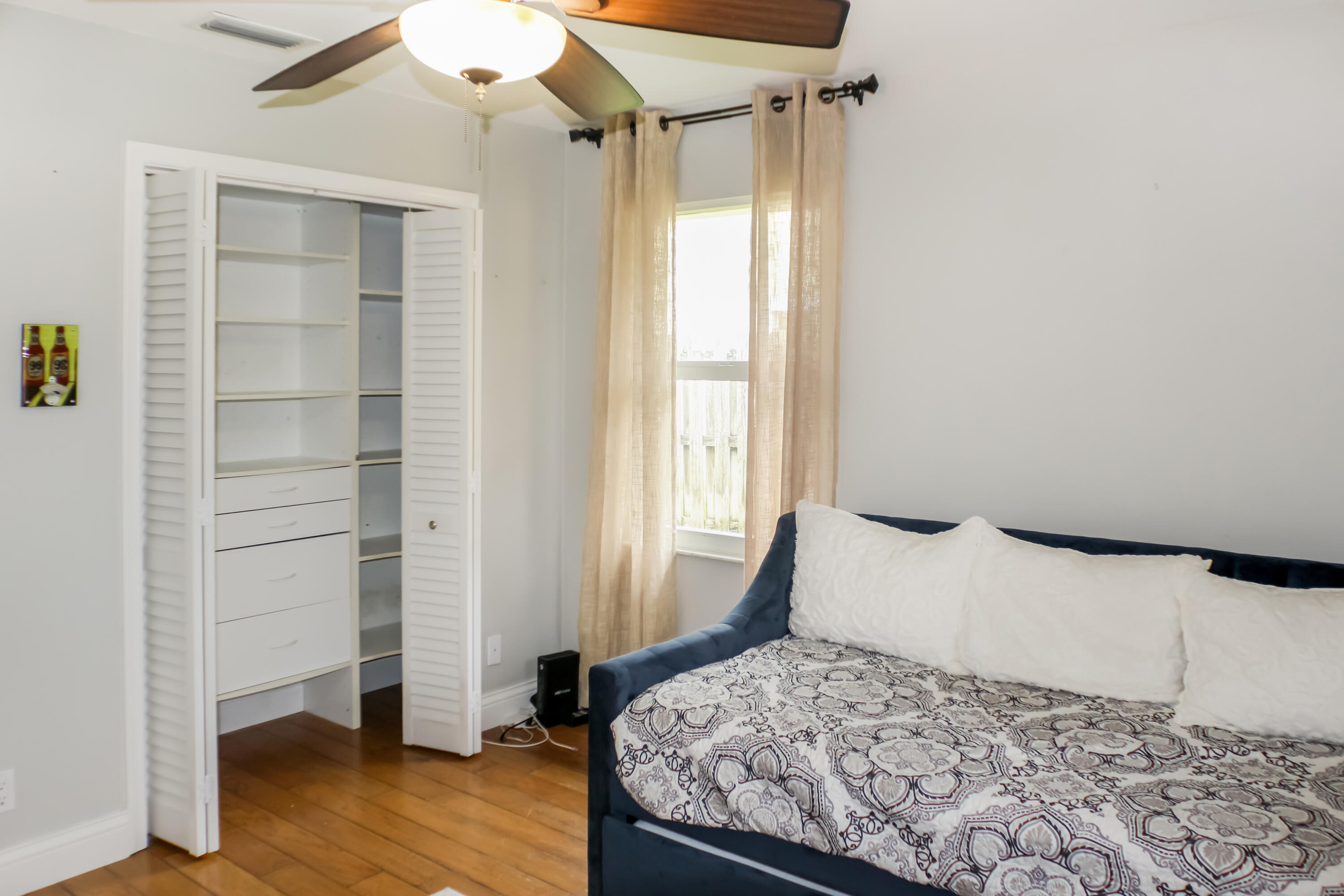 SUGAR POND MANOR OF WELLINGTON - Residential Lease