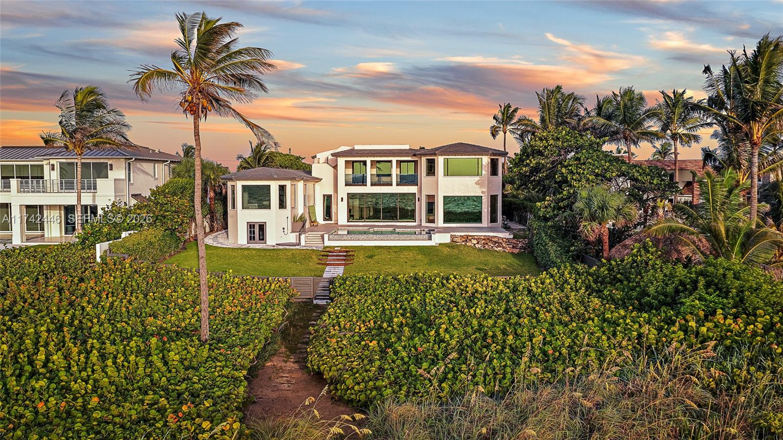 Jupiter Inlet Colony - Residential