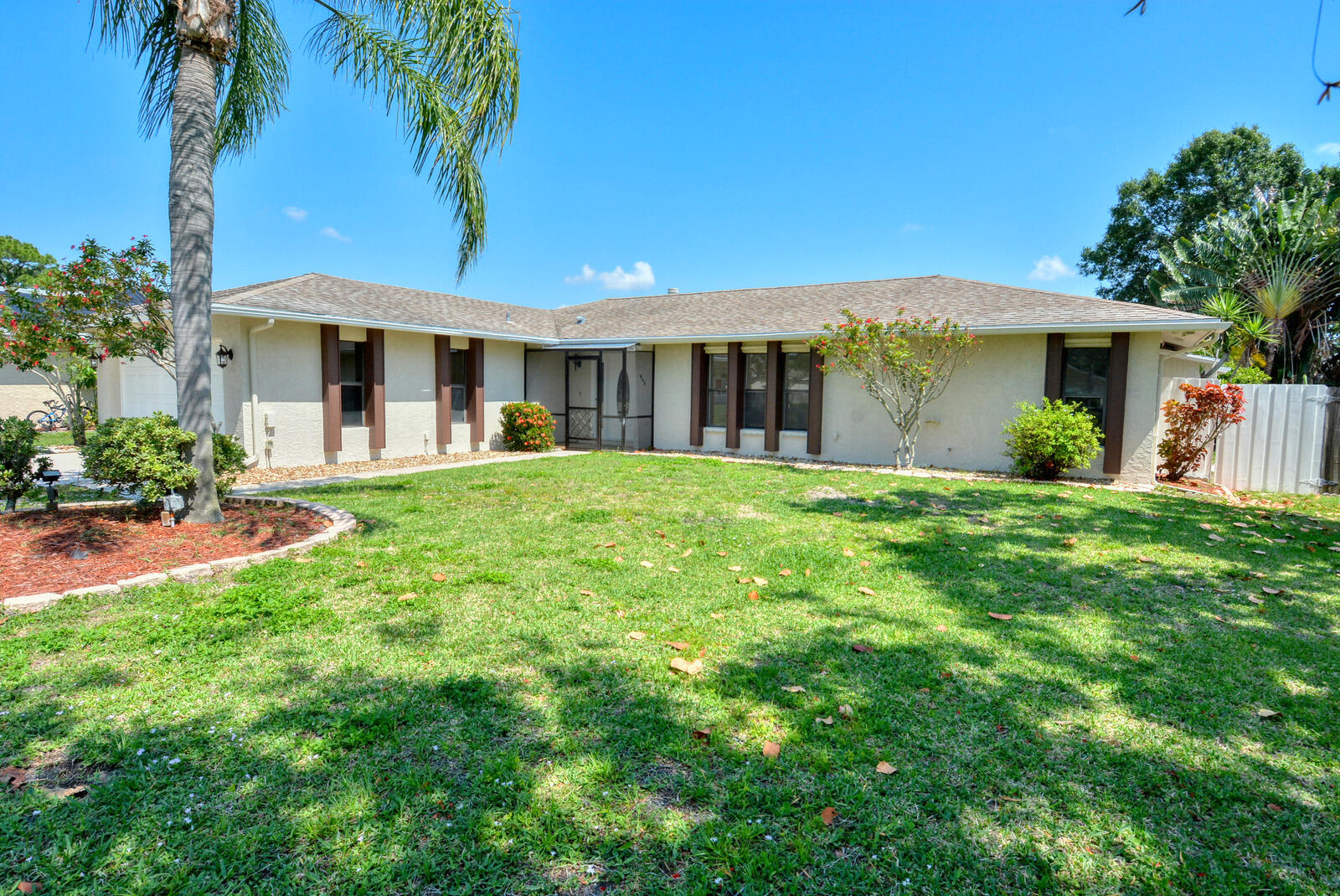 PORT ST LUCIE SECTION 3 - Residential Lease