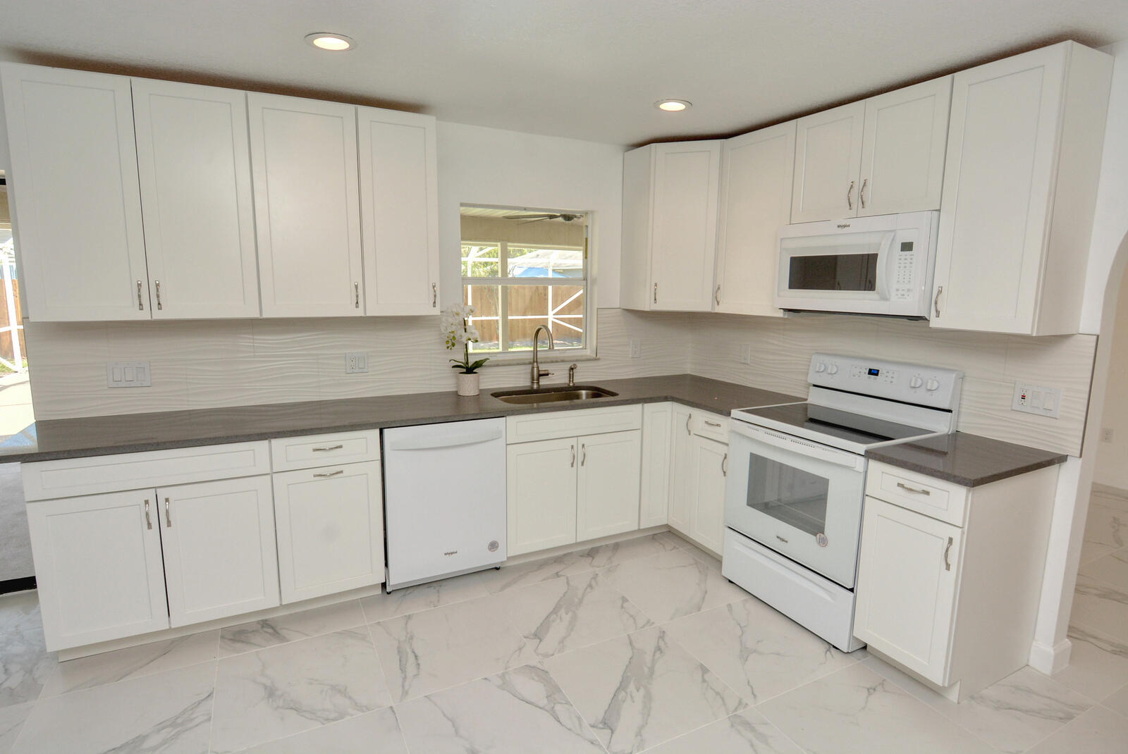 PORT ST LUCIE SECTION 3 - Residential Lease