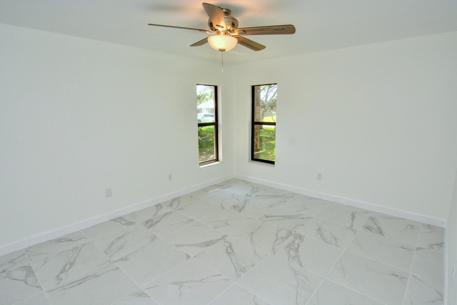 PORT ST LUCIE SECTION 3 - Residential Lease