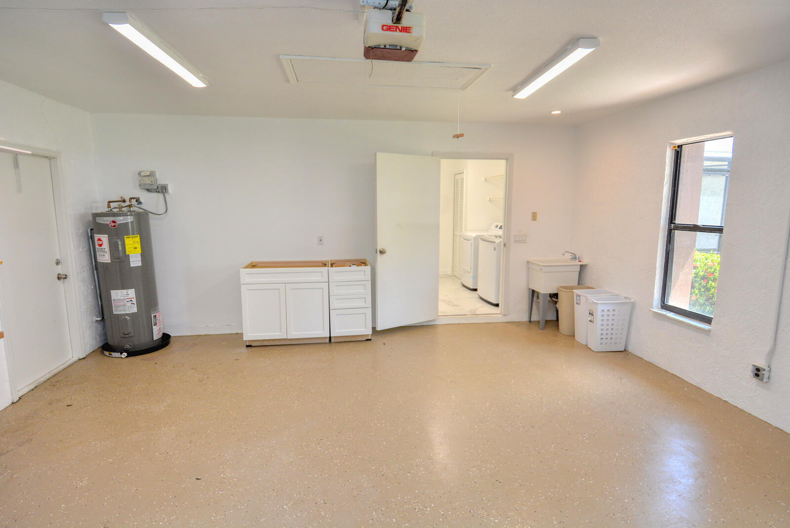 PORT ST LUCIE SECTION 3 - Residential Lease