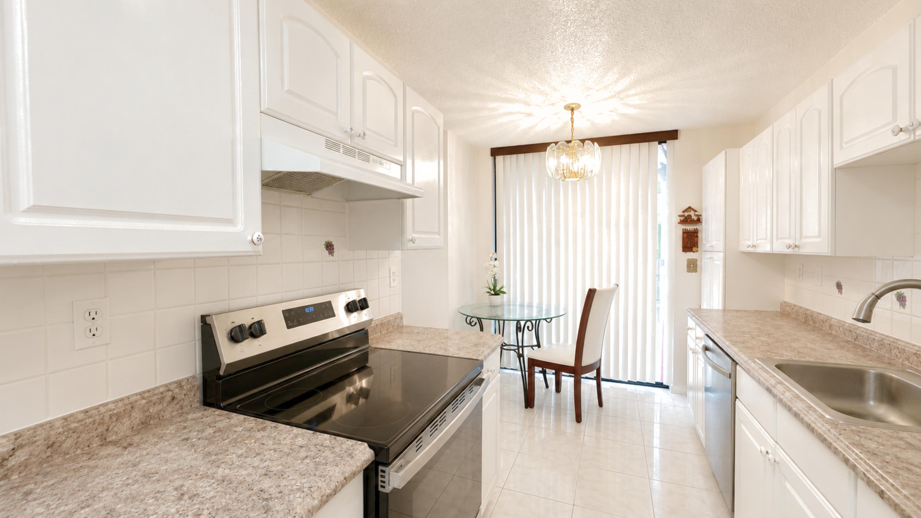 BLUE LAKE APTS CONDO - Residential