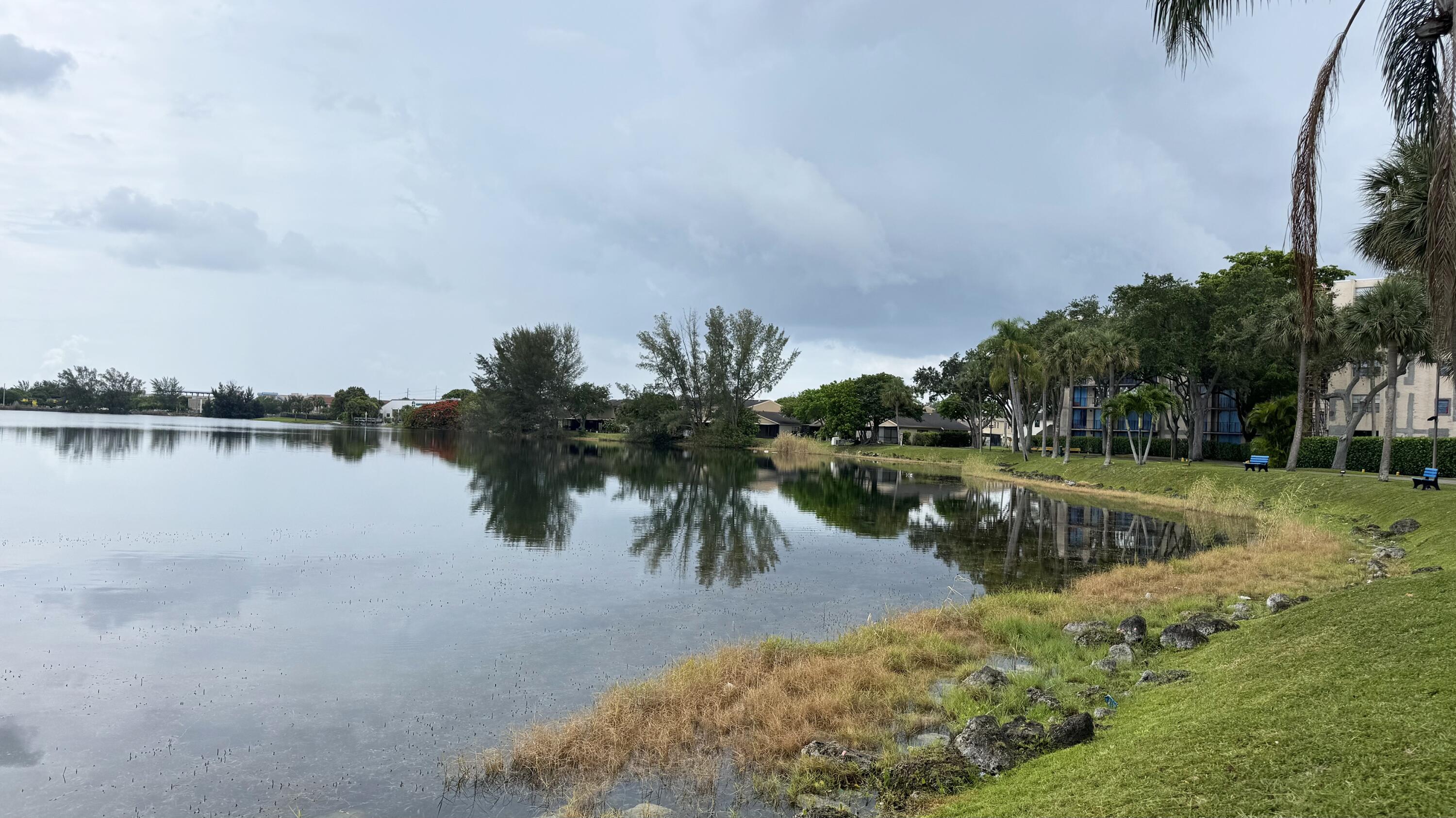 BLUE LAKE APTS CONDO - Residential