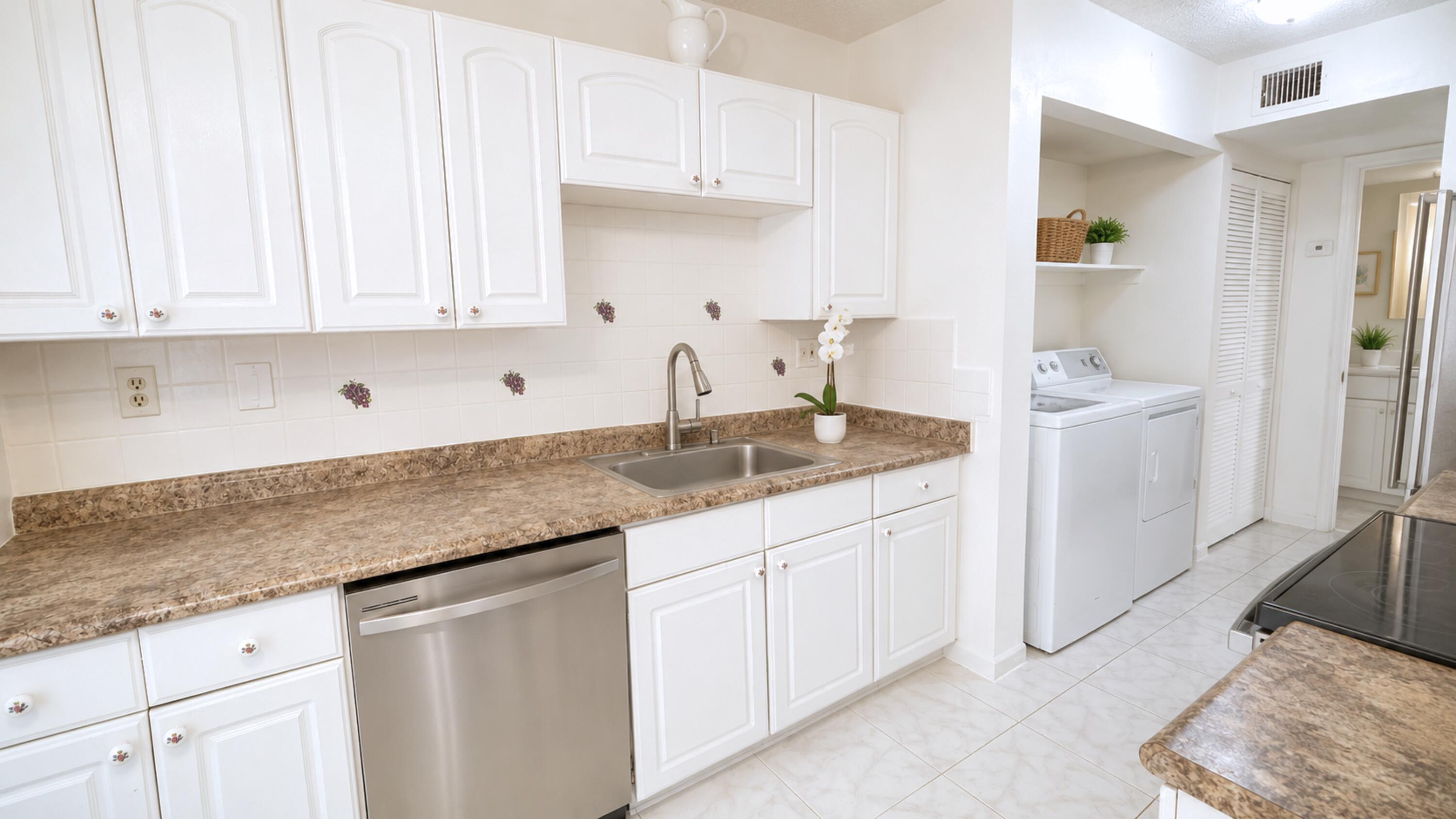 BLUE LAKE APTS CONDO - Residential
