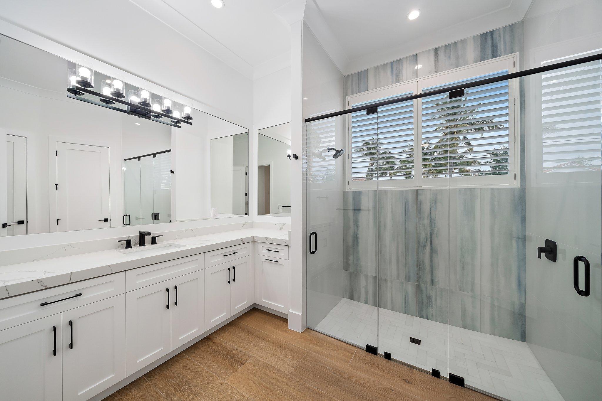 NORTH PALM BEACH VILLAGE OF 2 - Residential
