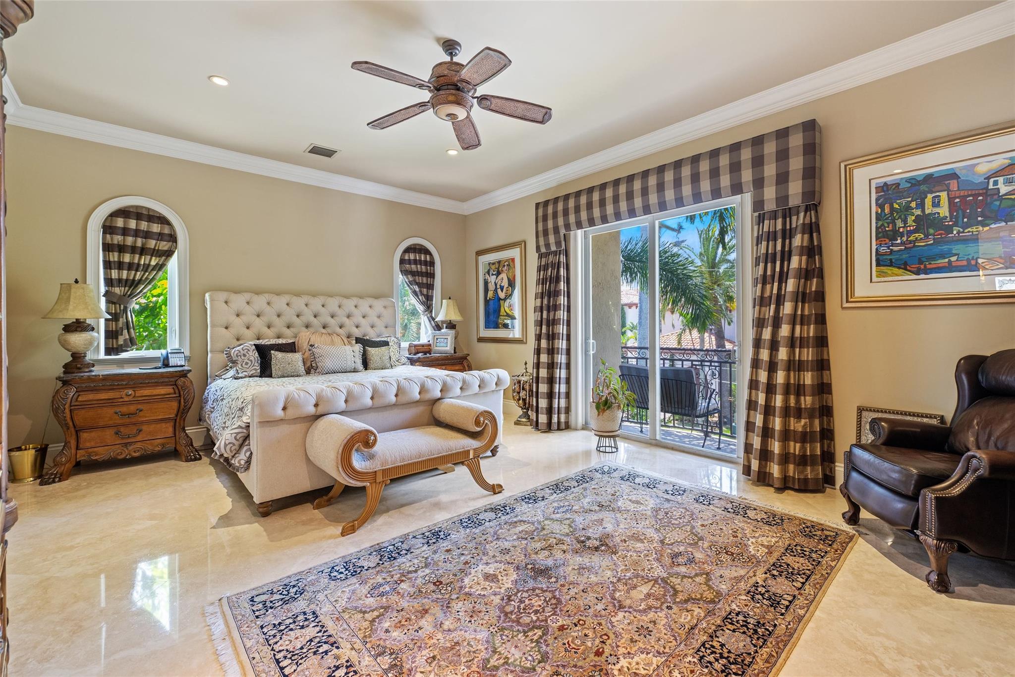 LAS OLAS ISLES - Residential