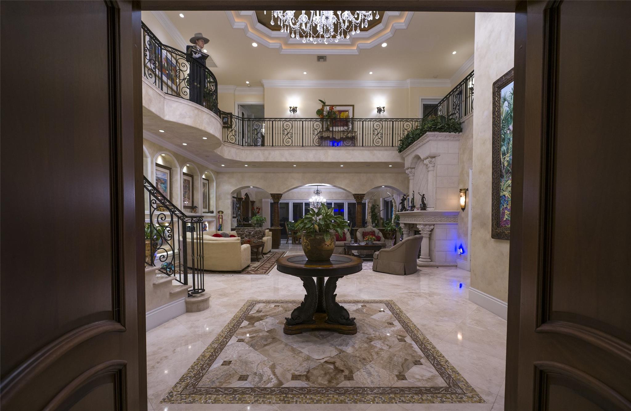 LAS OLAS ISLES - Residential