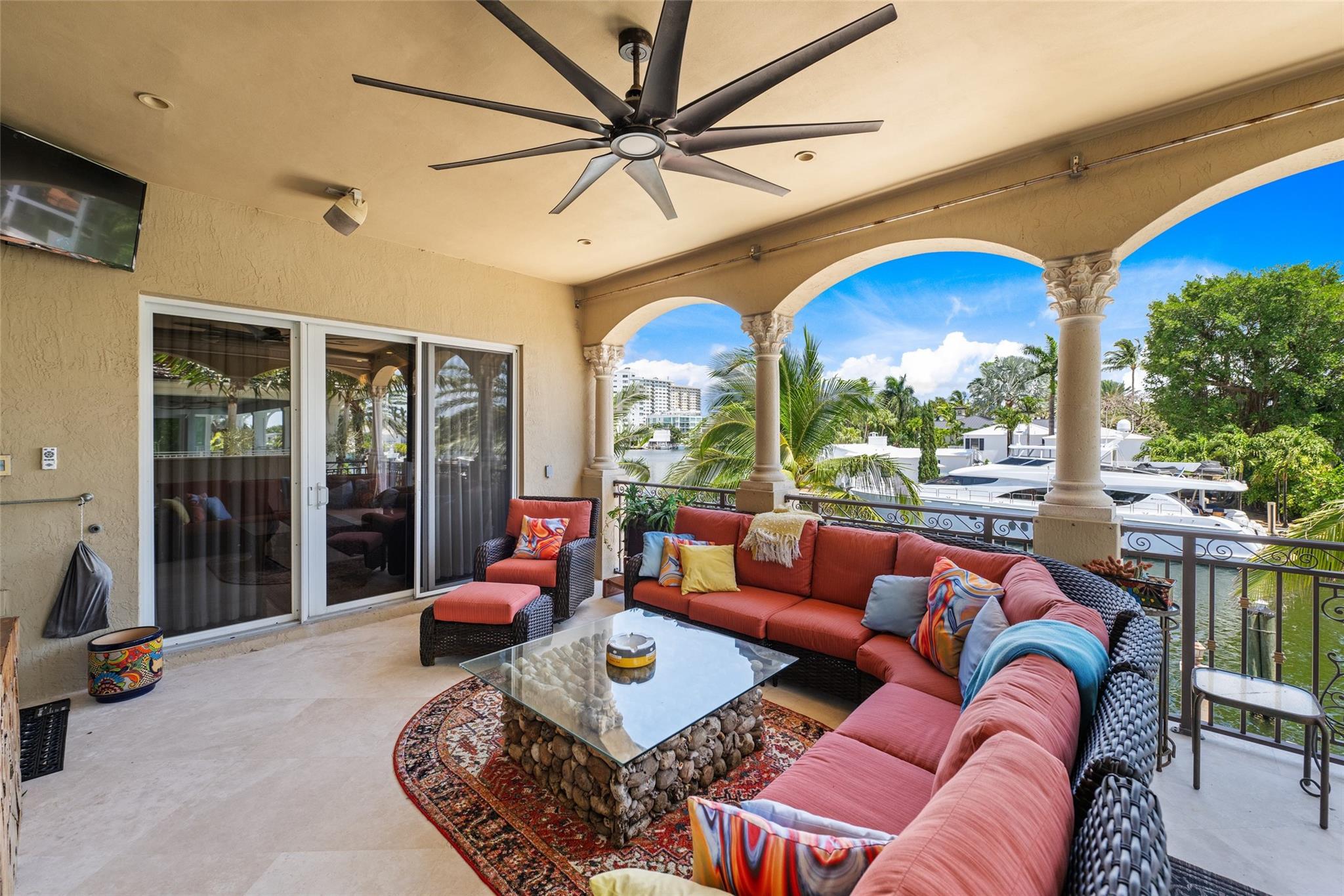 LAS OLAS ISLES - Residential