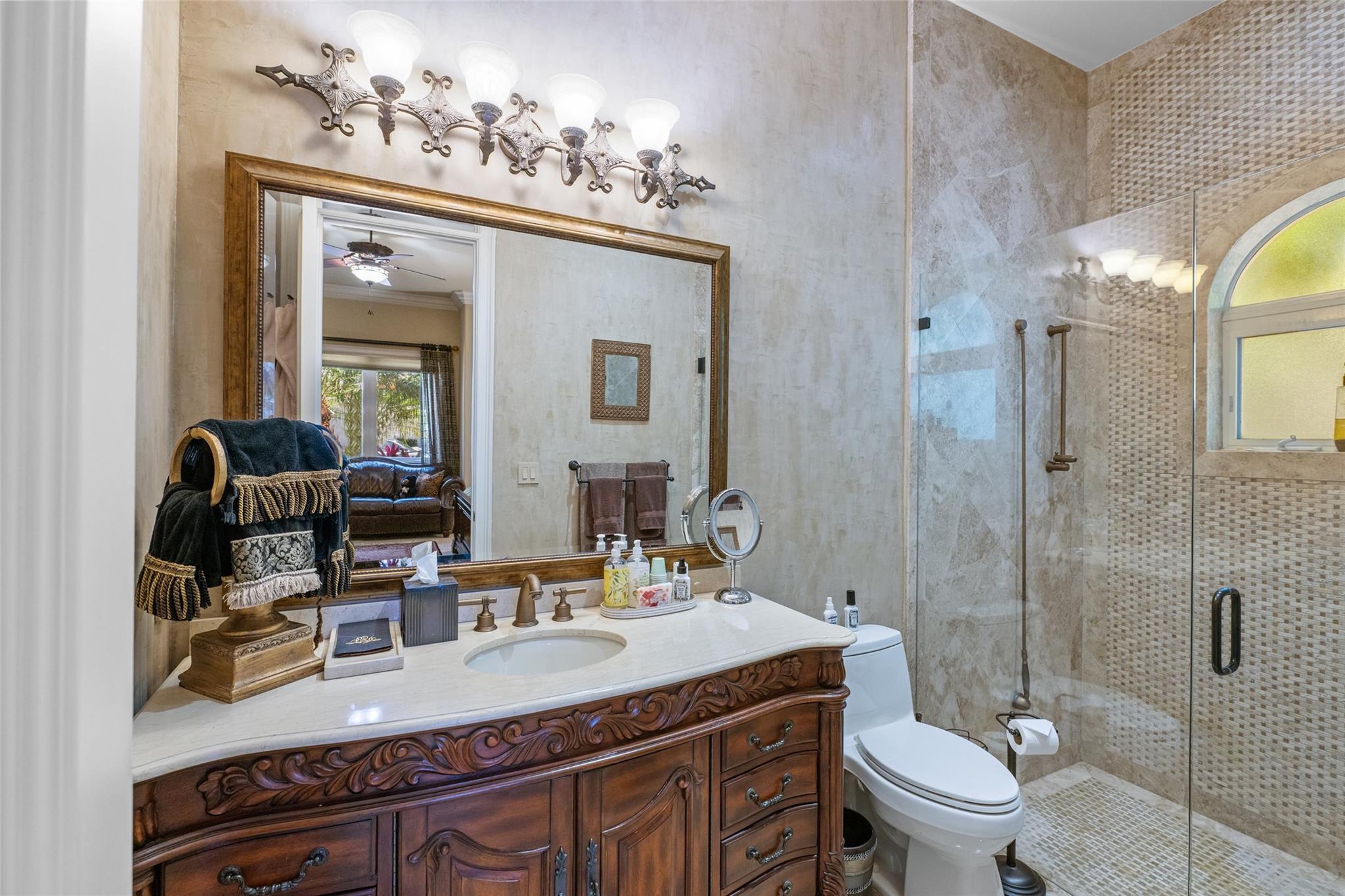 LAS OLAS ISLES - Residential