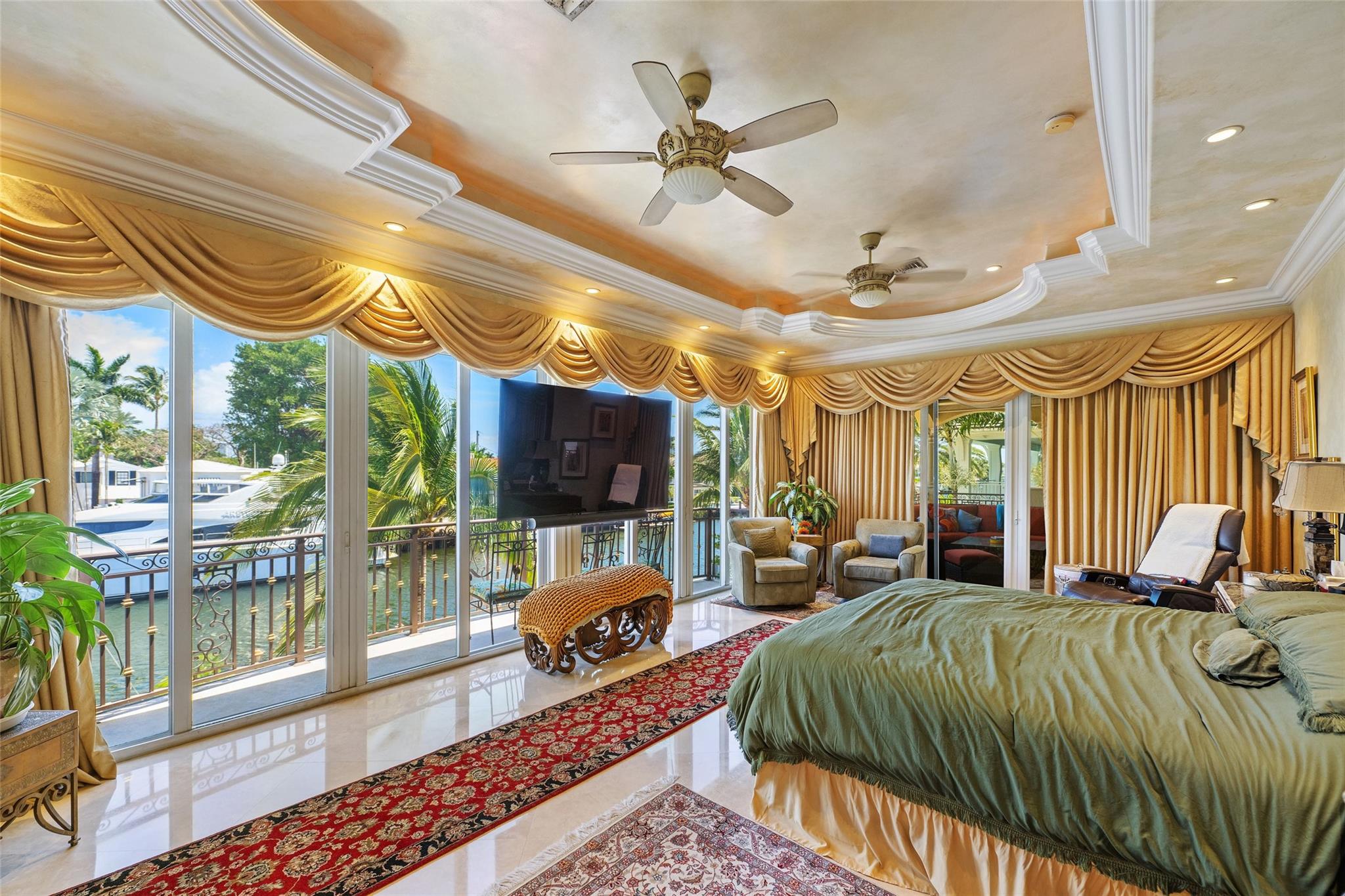 LAS OLAS ISLES - Residential