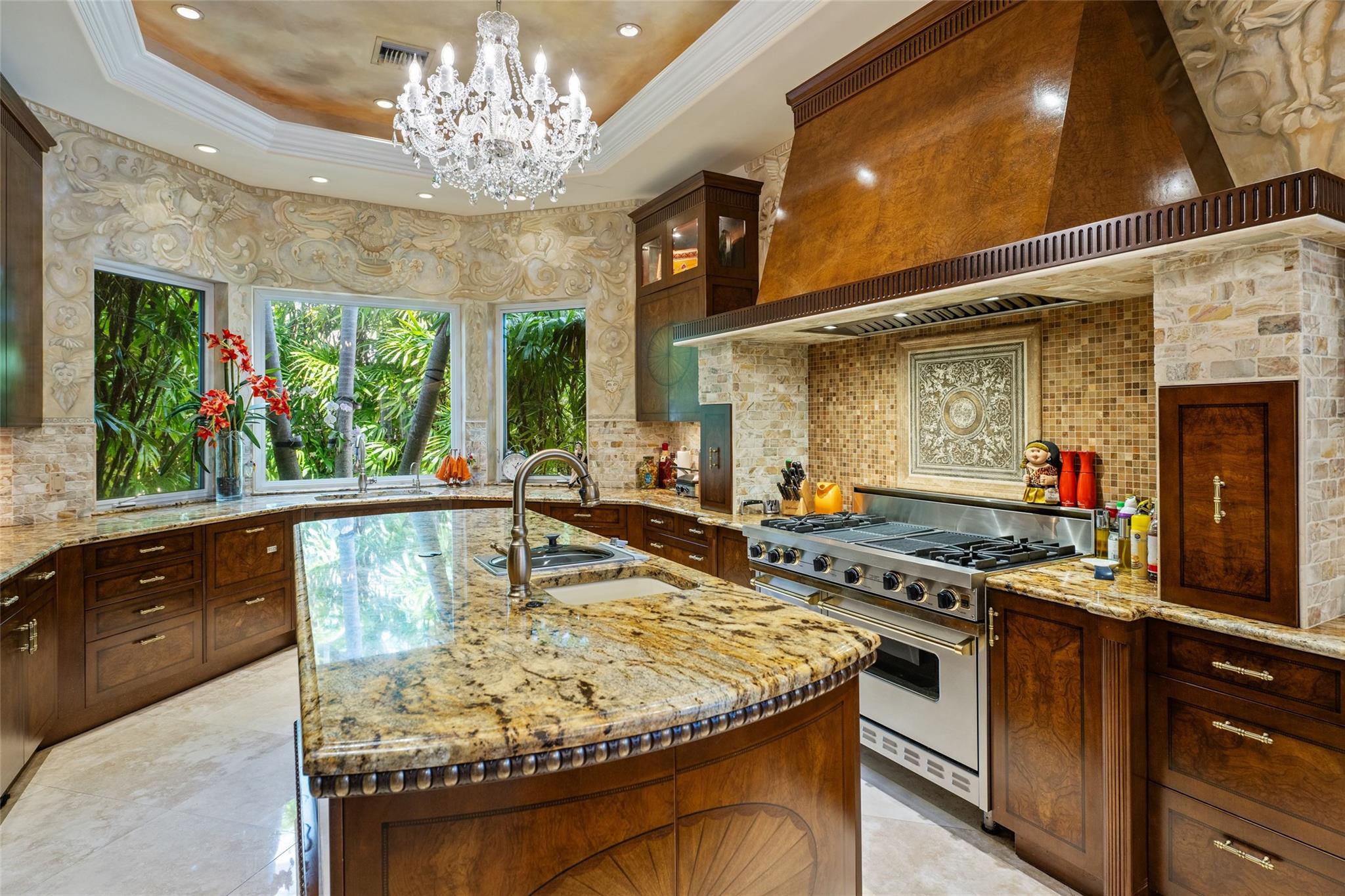 LAS OLAS ISLES - Residential