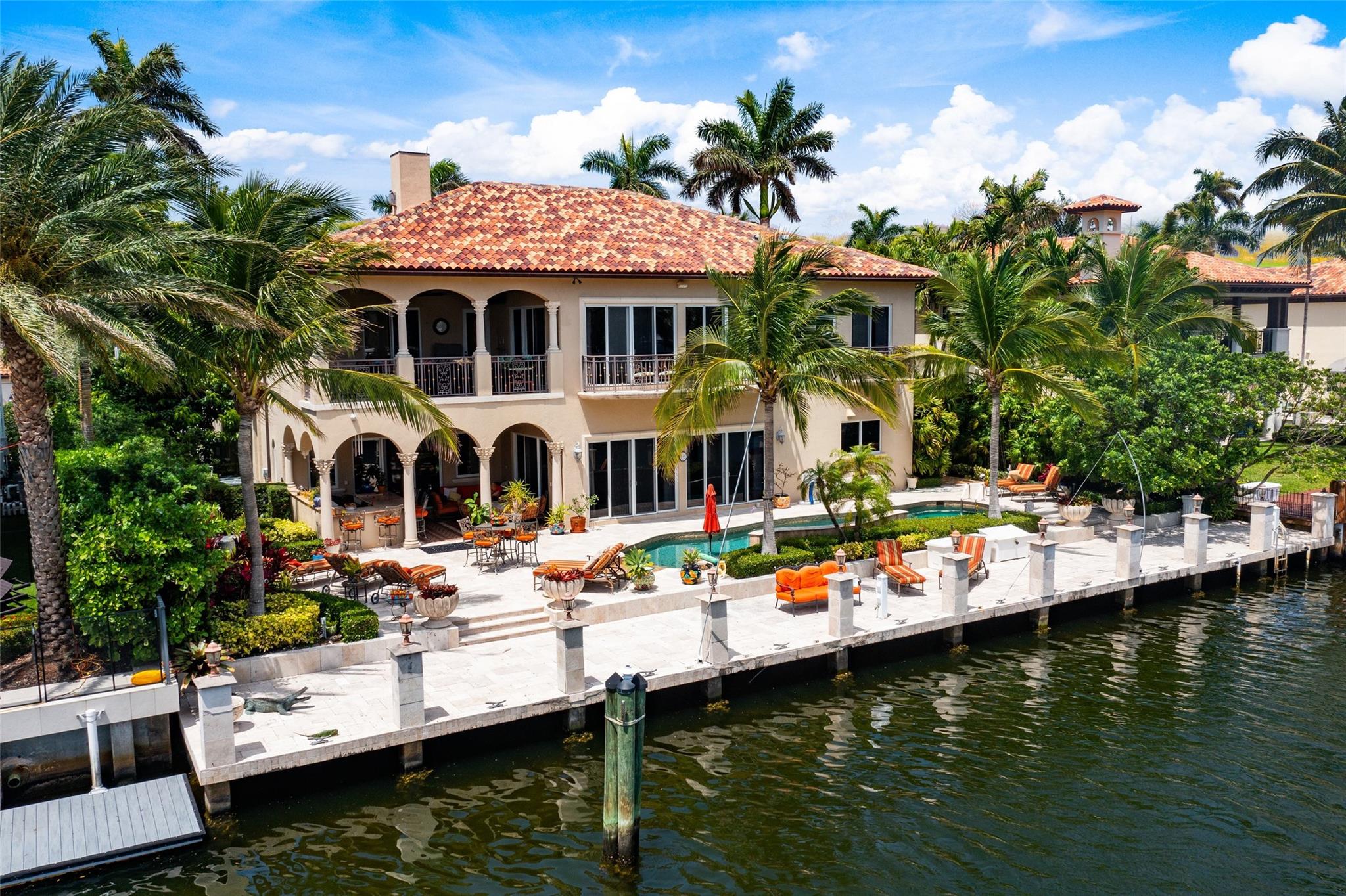 LAS OLAS ISLES - Residential