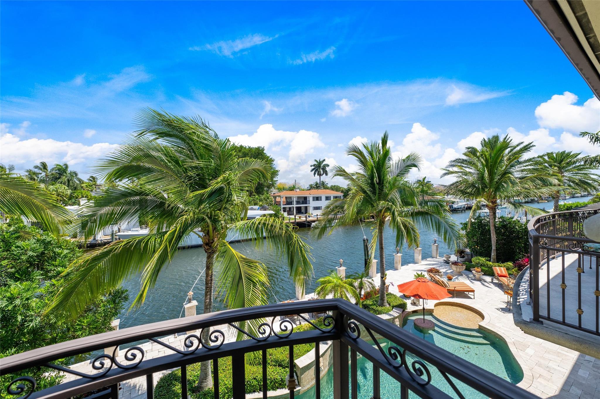LAS OLAS ISLES - Residential