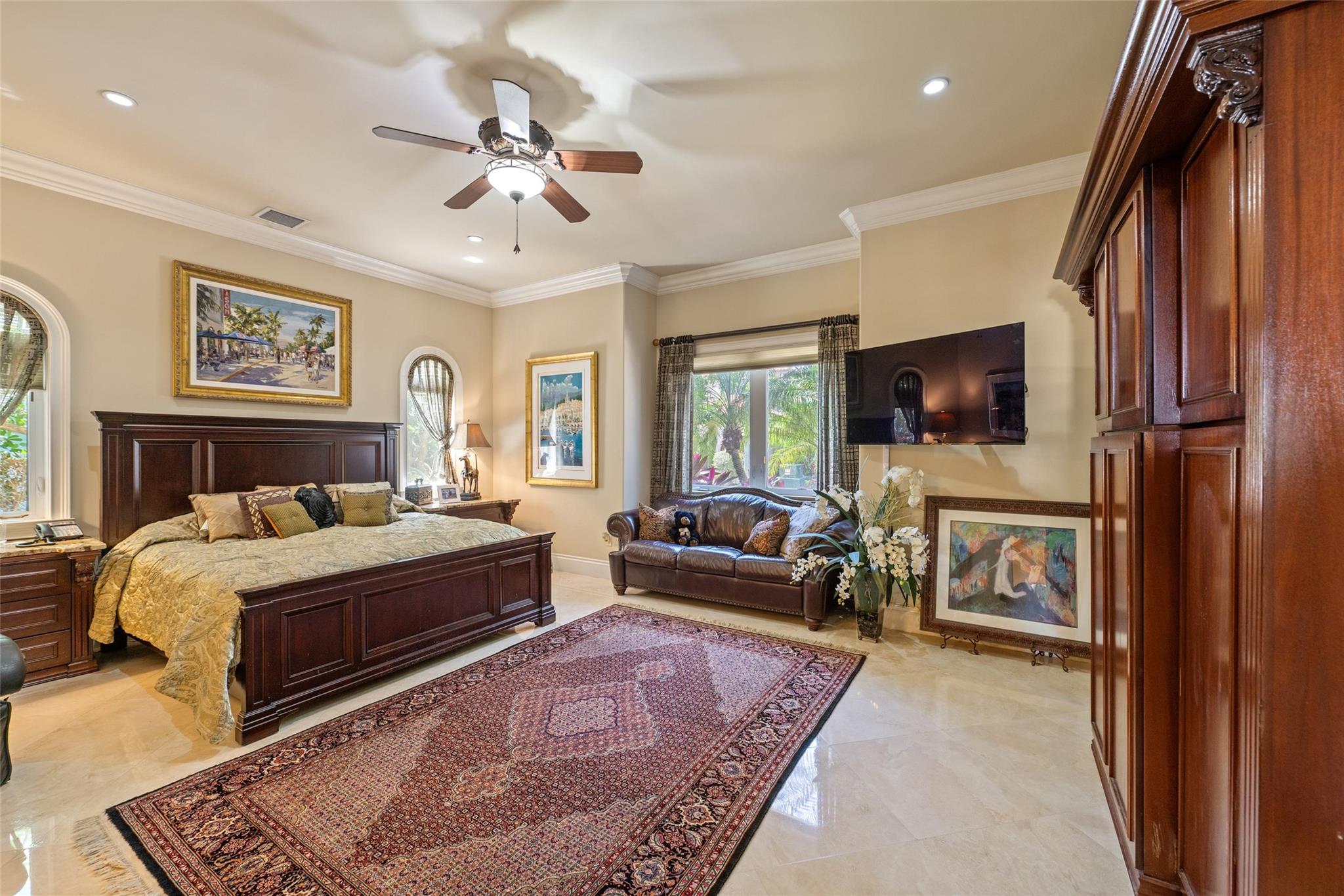 LAS OLAS ISLES - Residential