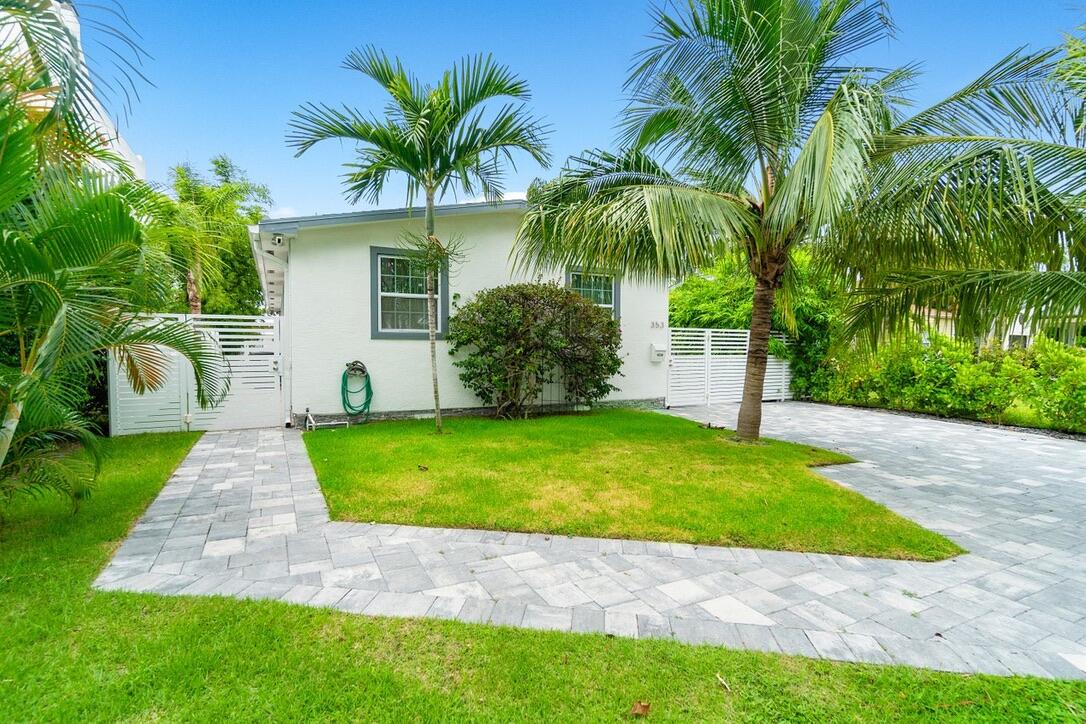 LAKEWOOD - Residential Lease