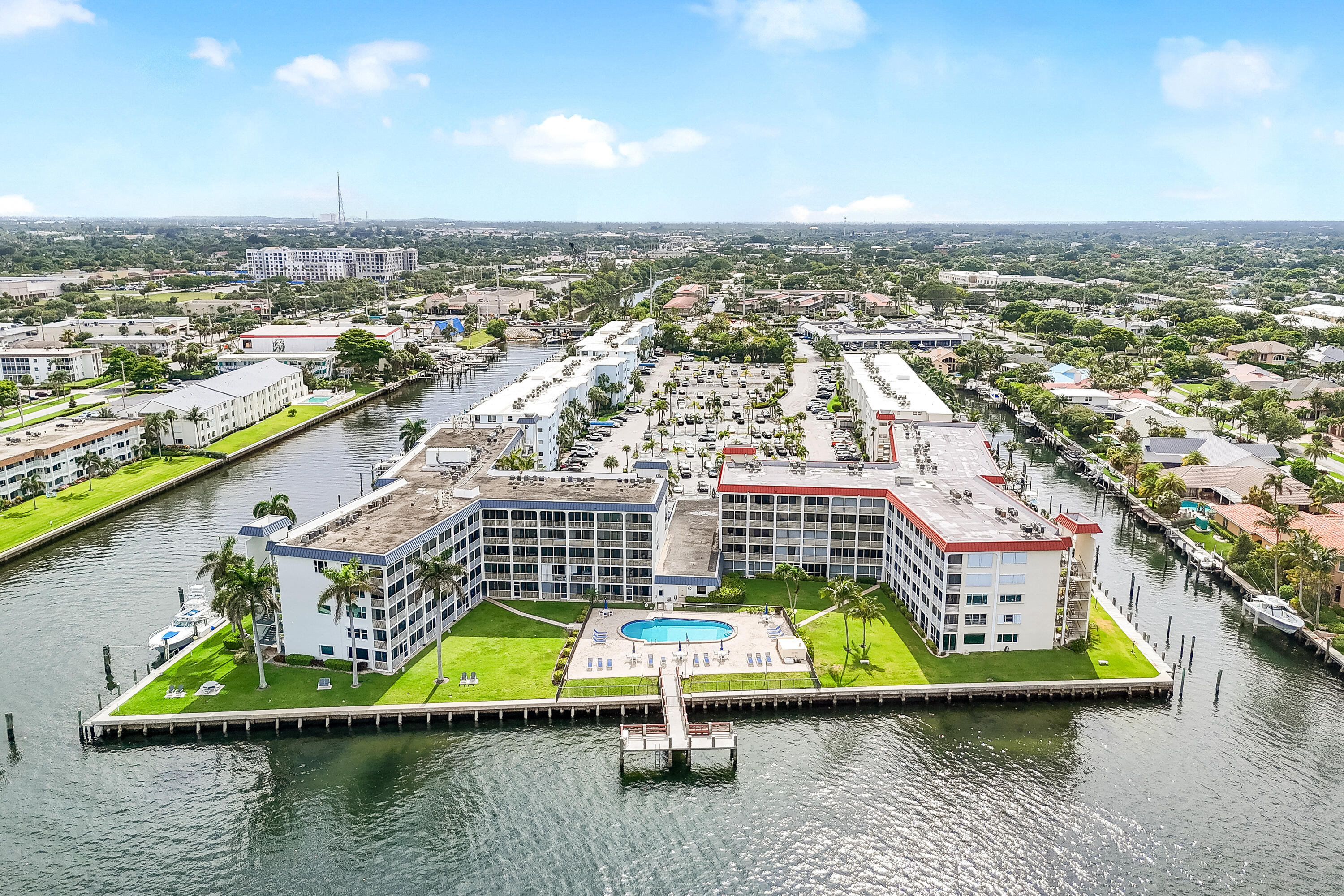 PARADISE HARBOUR CONDO - Residential