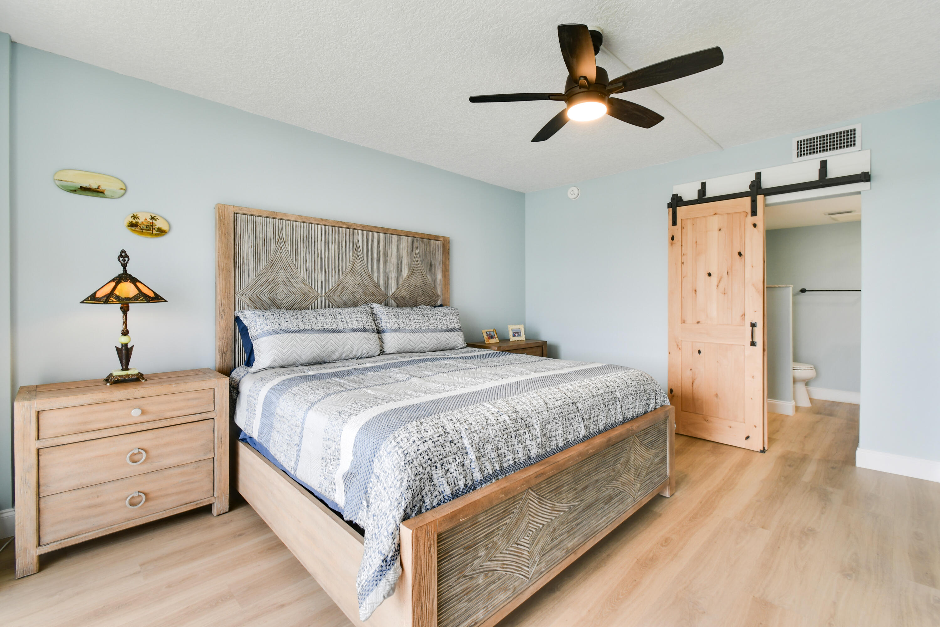 PARADISE HARBOUR CONDO - Residential