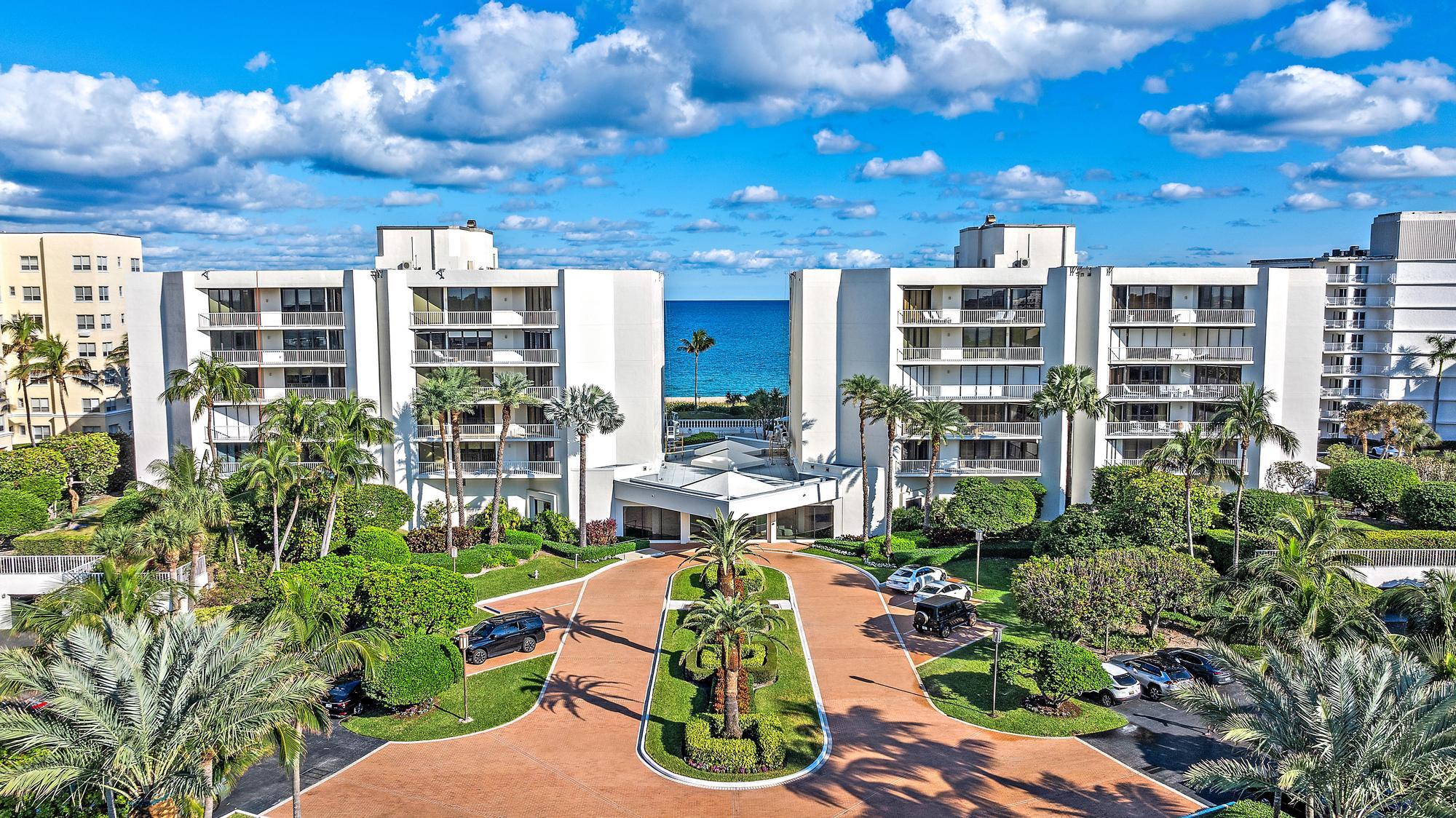 TWENTY SEVEN SEVENTY SOUTH OCEAN BLVD - Residential