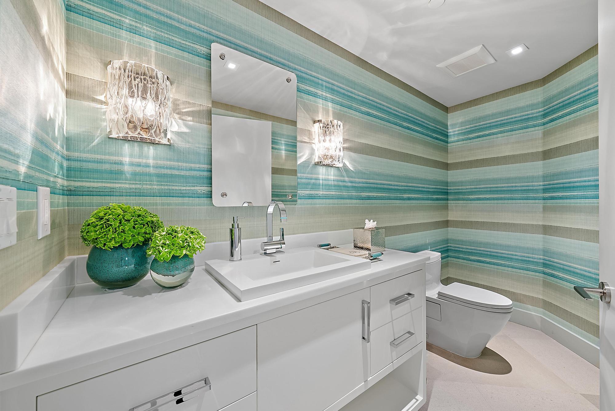 TWENTY SEVEN SEVENTY SOUTH OCEAN BLVD - Residential