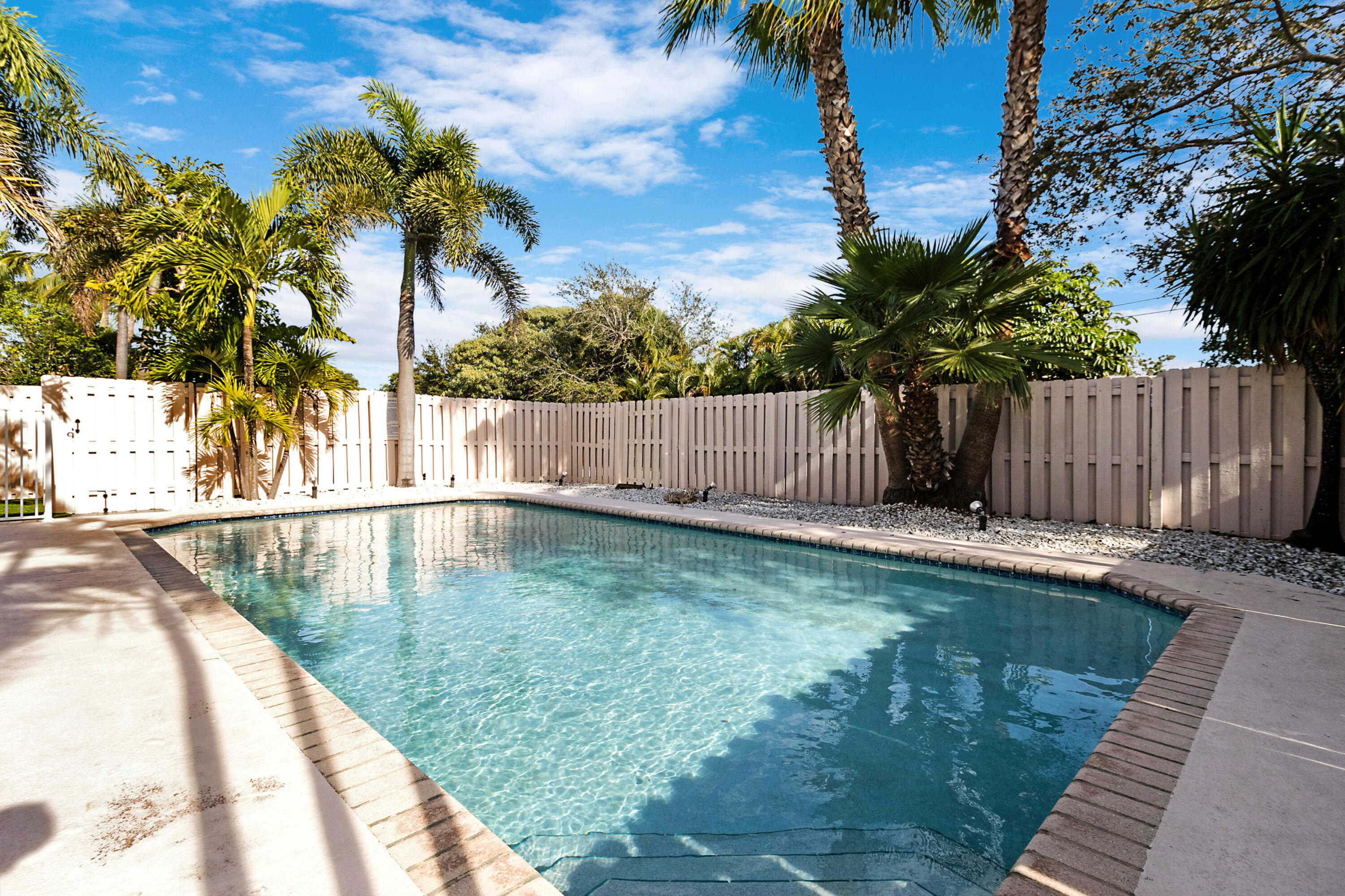 CORAL RIDGE LANDINGS CONDO - Residential
