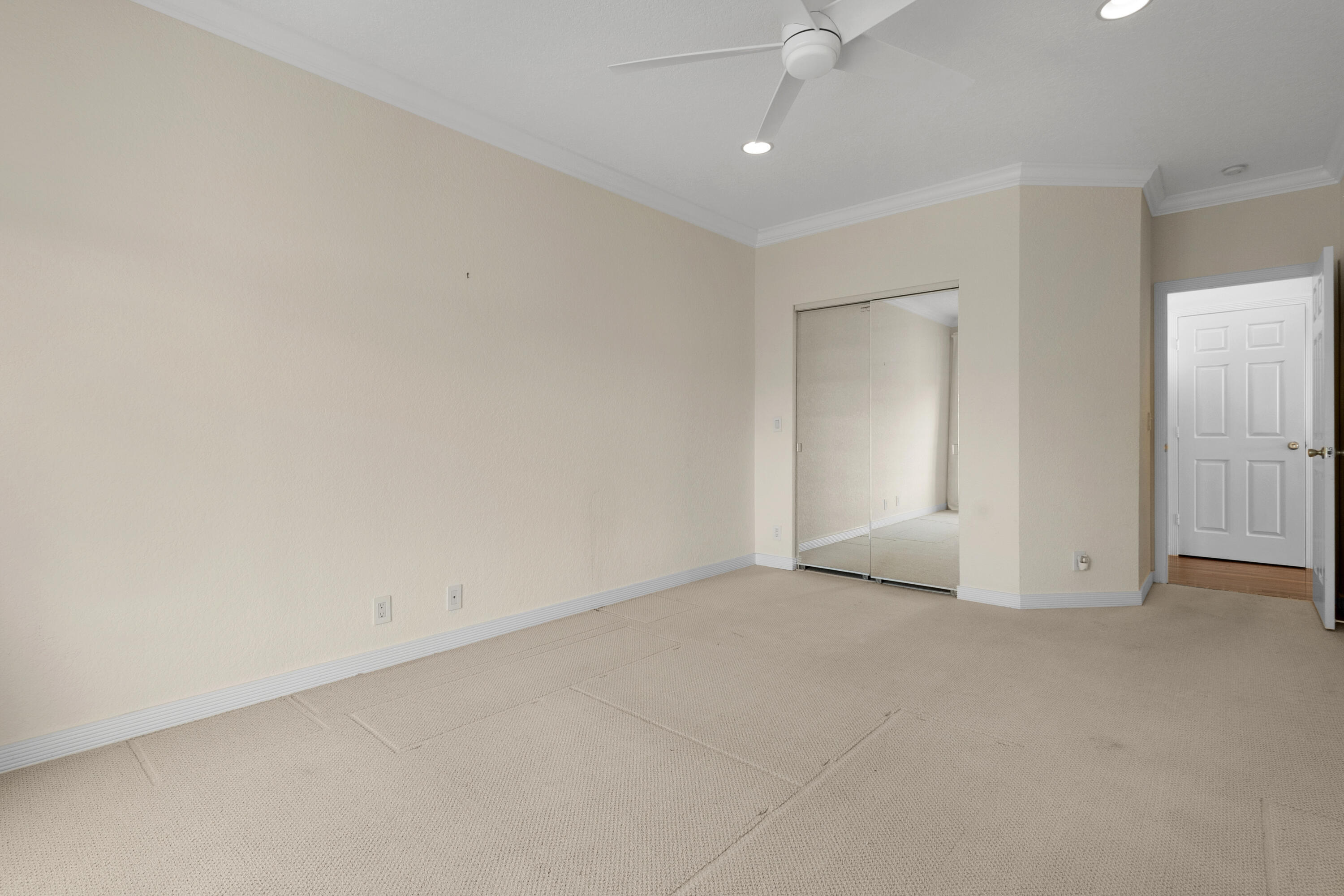 CORAL RIDGE LANDINGS CONDO - Residential