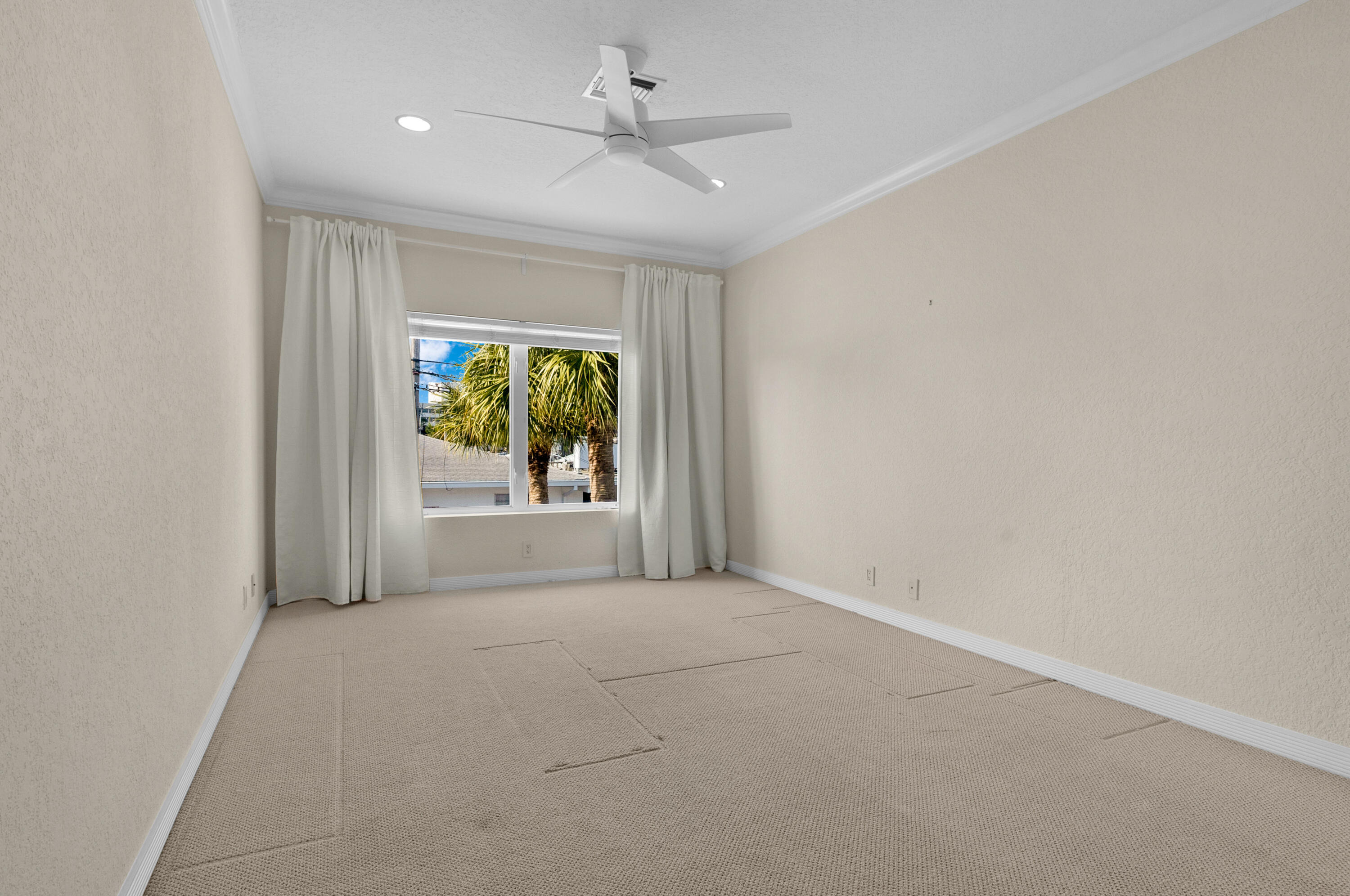 CORAL RIDGE LANDINGS CONDO - Residential