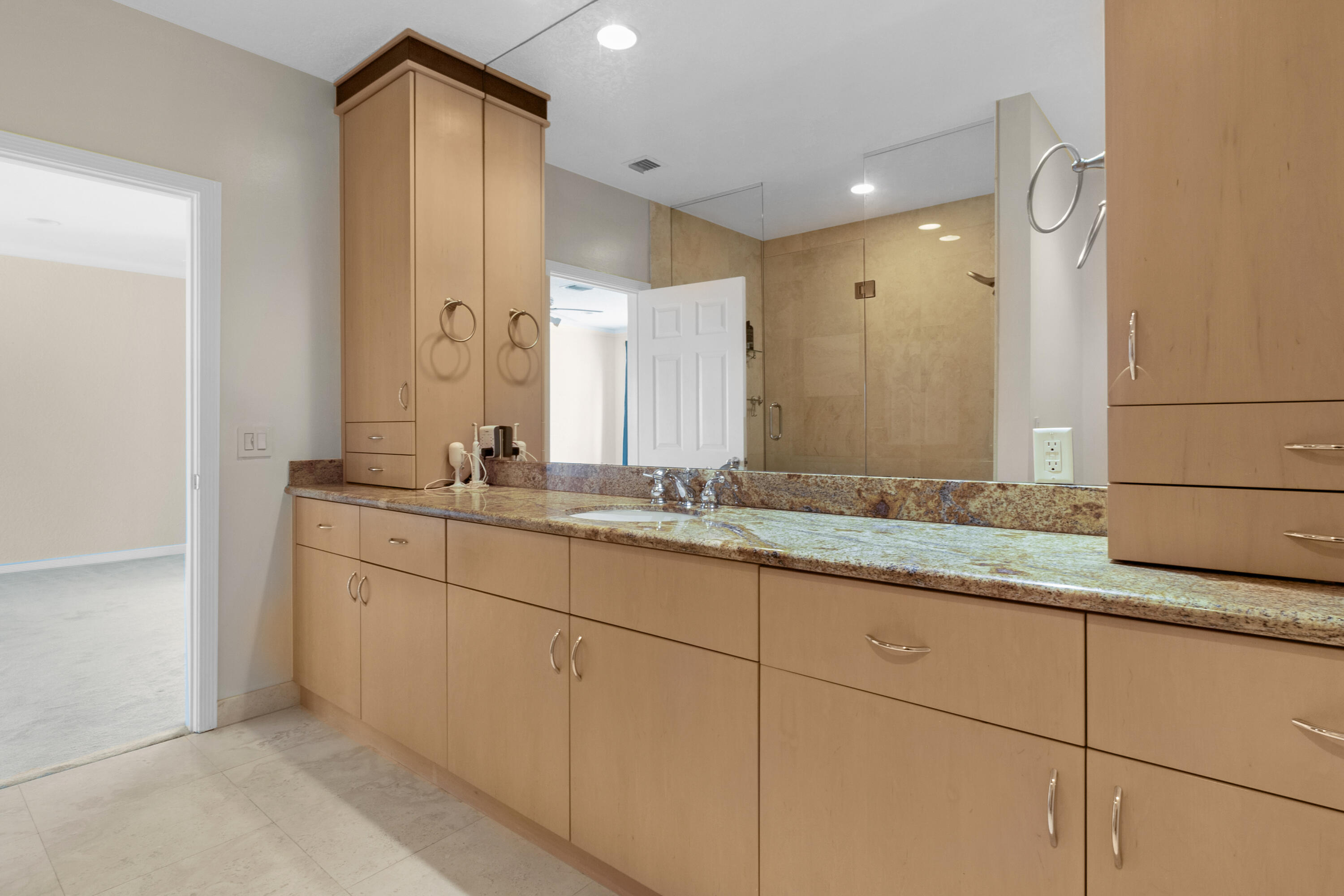 CORAL RIDGE LANDINGS CONDO - Residential