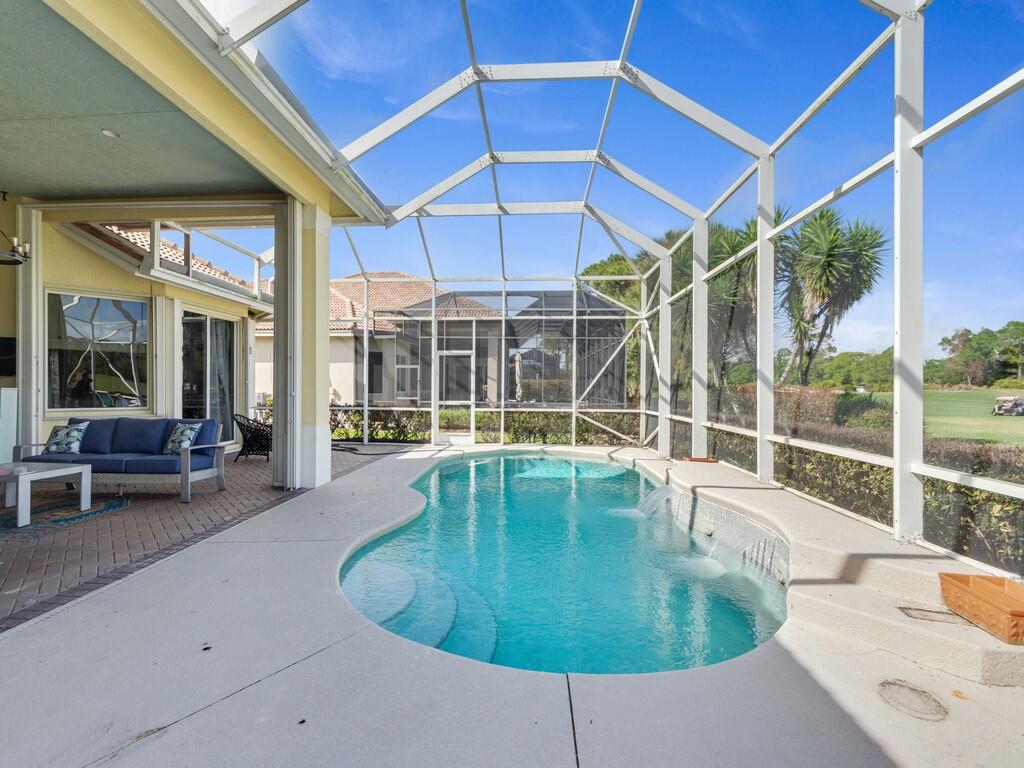 CYPRESS POINT - Residential
