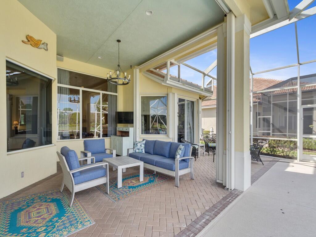 CYPRESS POINT - Residential
